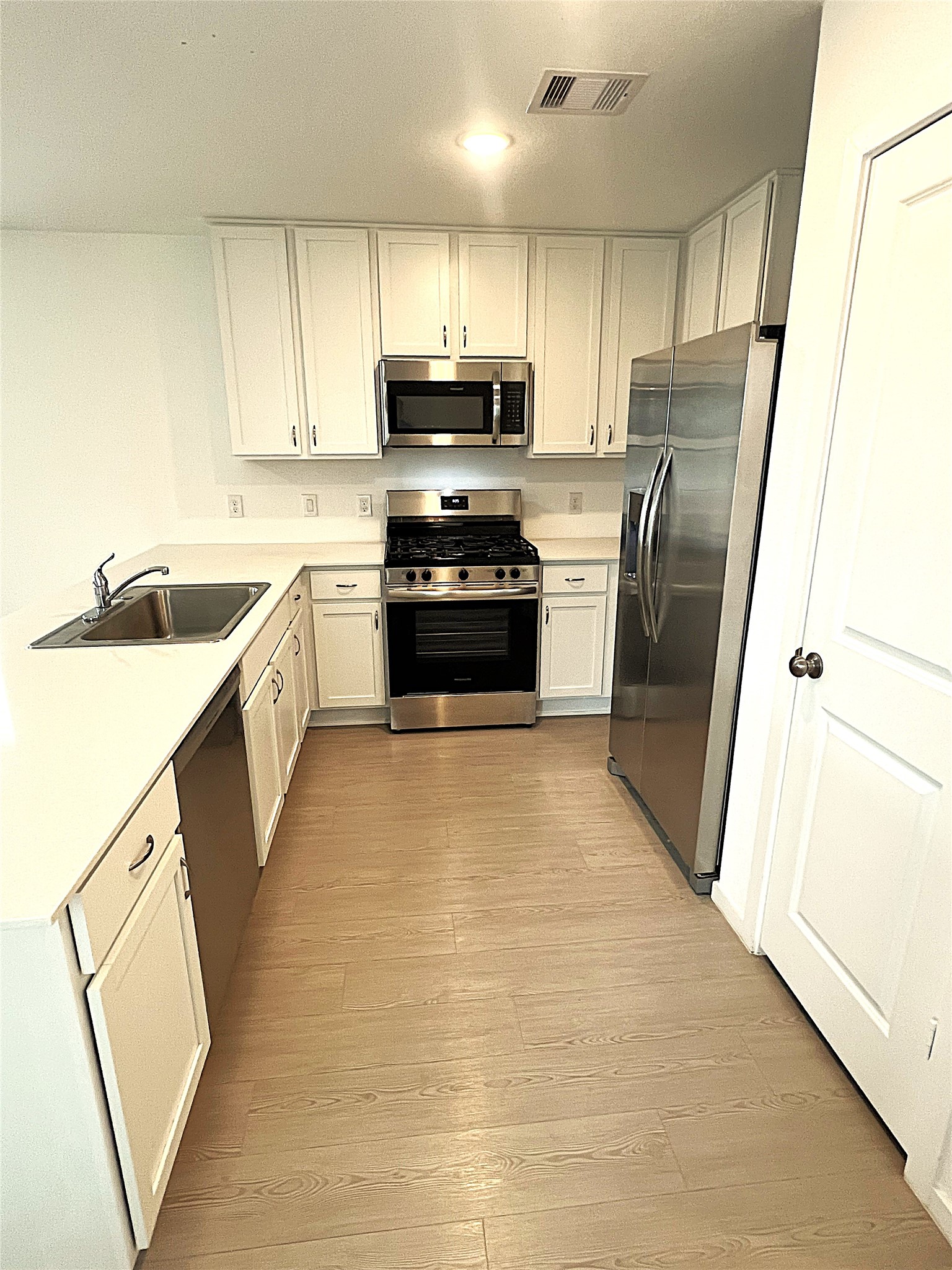 18210 Via Aurelia Drive Property Photo 5