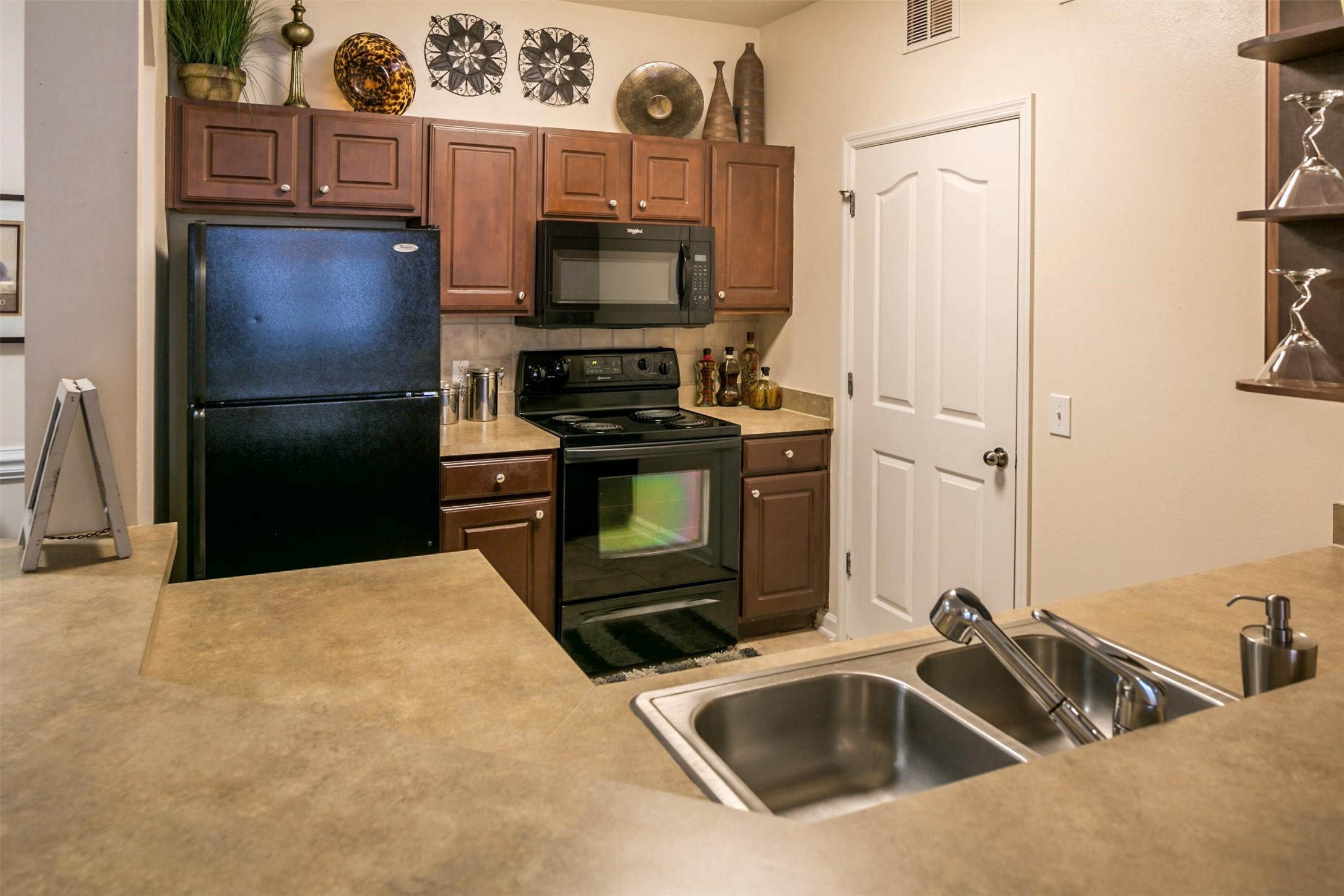 15270 Voss Road 0617 Property Photo 3
