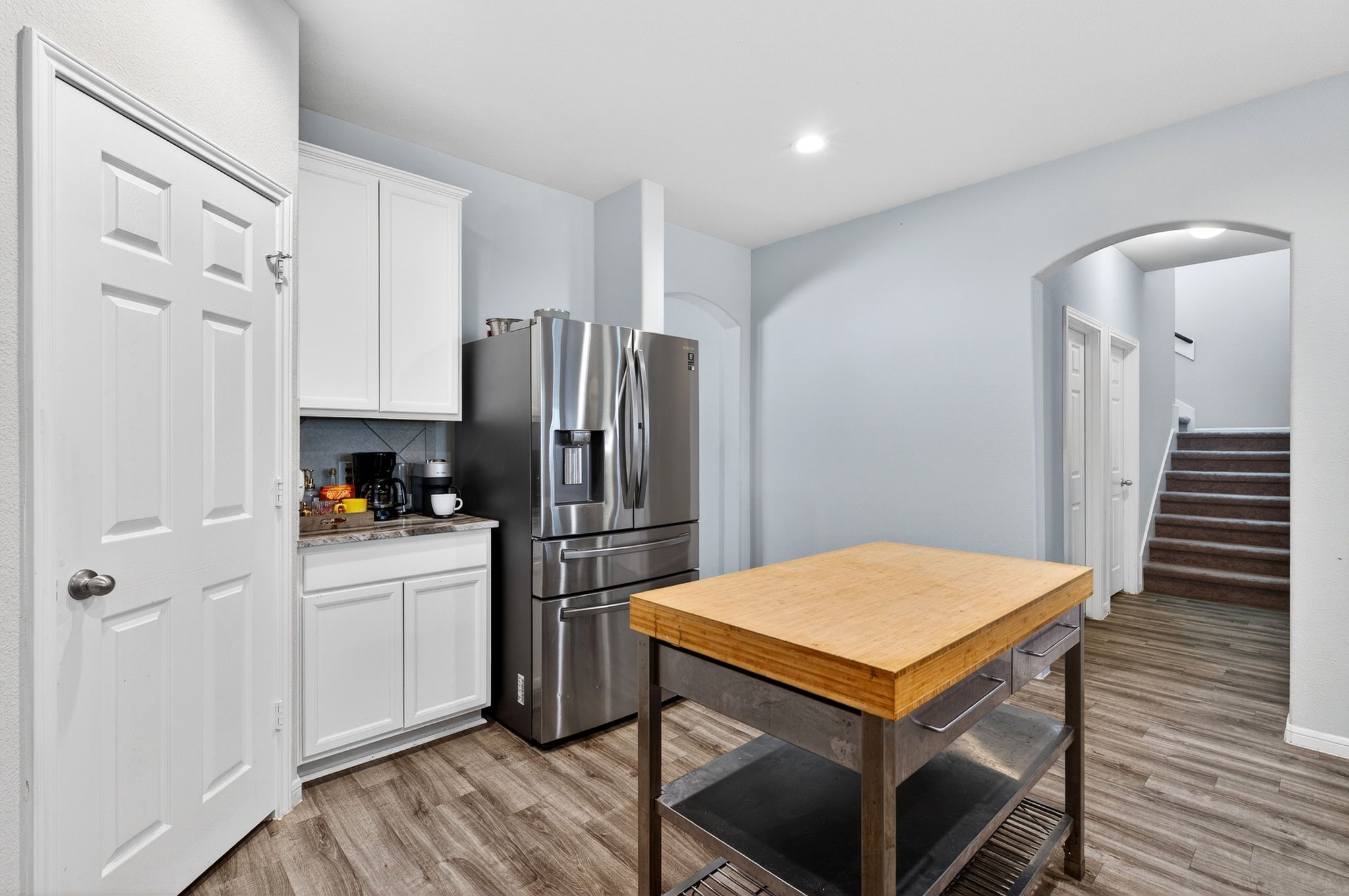 2121 Cedar Way Dr Property Photo 6