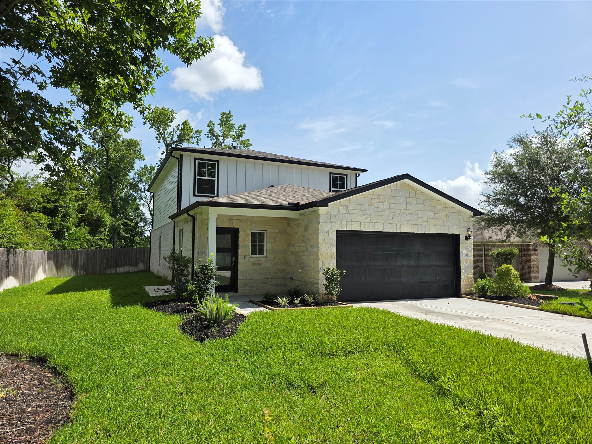 110 Elm Tree Circle Property Photo 1