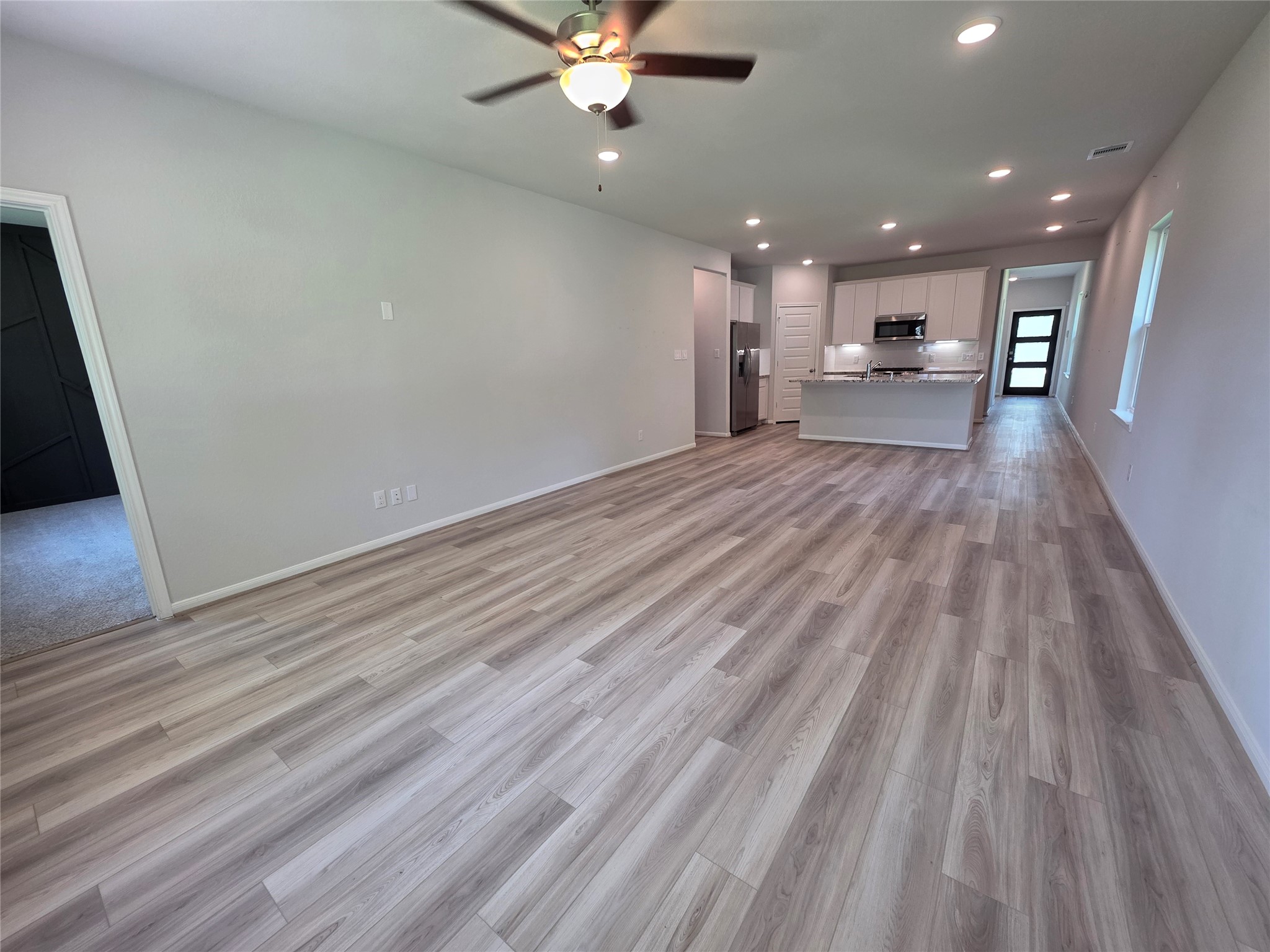 110 Elm Tree Circle Property Photo 6
