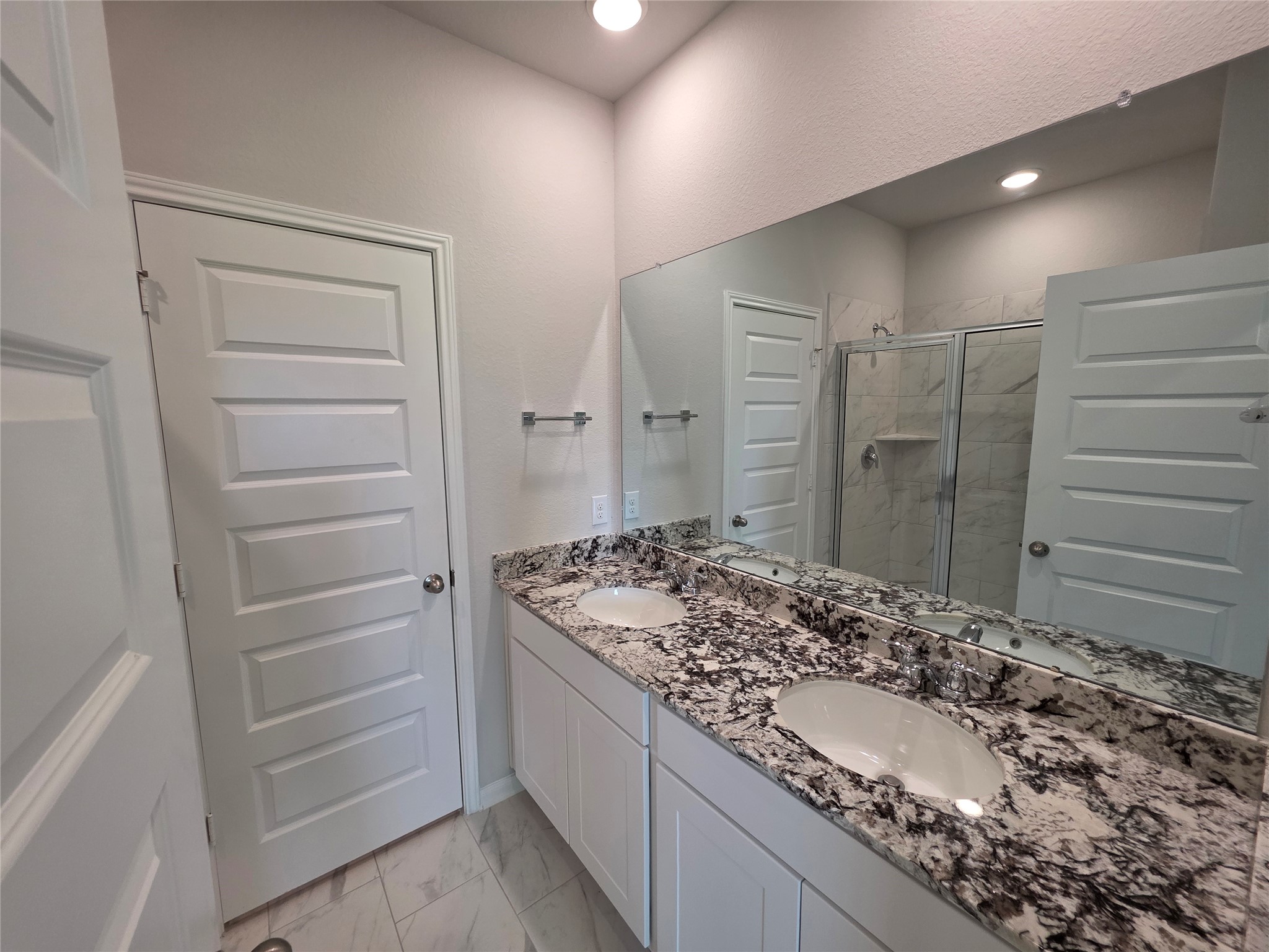 110 Elm Tree Circle Property Photo 9