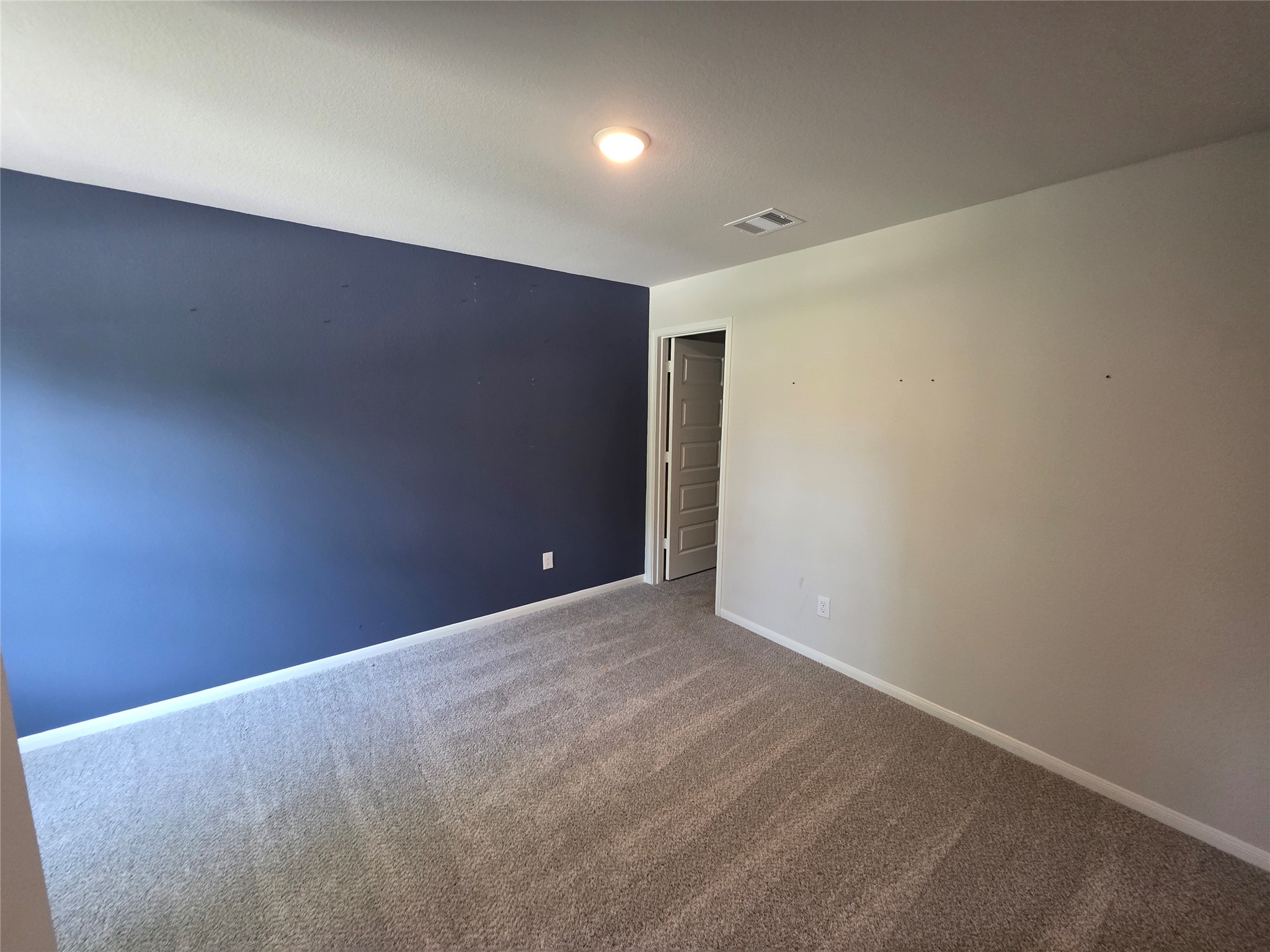 110 Elm Tree Circle Property Photo 23