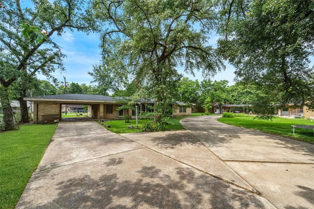 202 Avenue J Property Photo 2