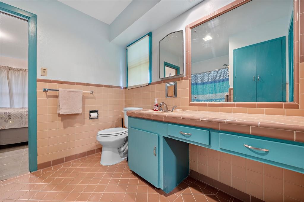 202 Avenue J Property Photo 15