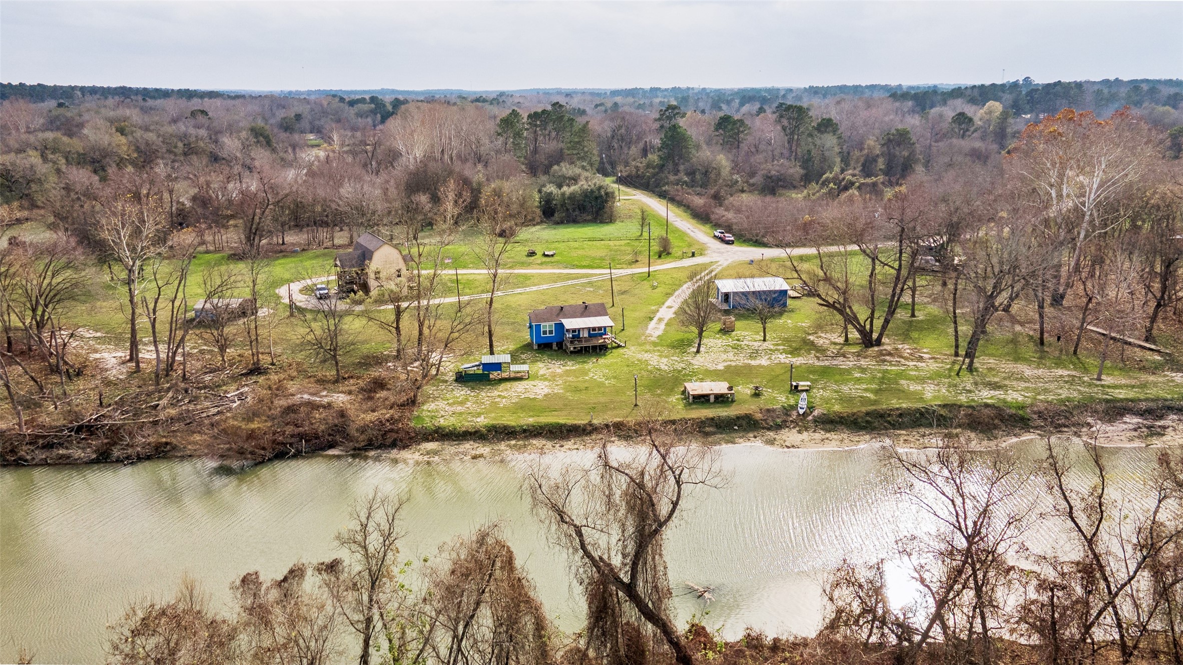 239 Fishermans Trail Property Photo 28