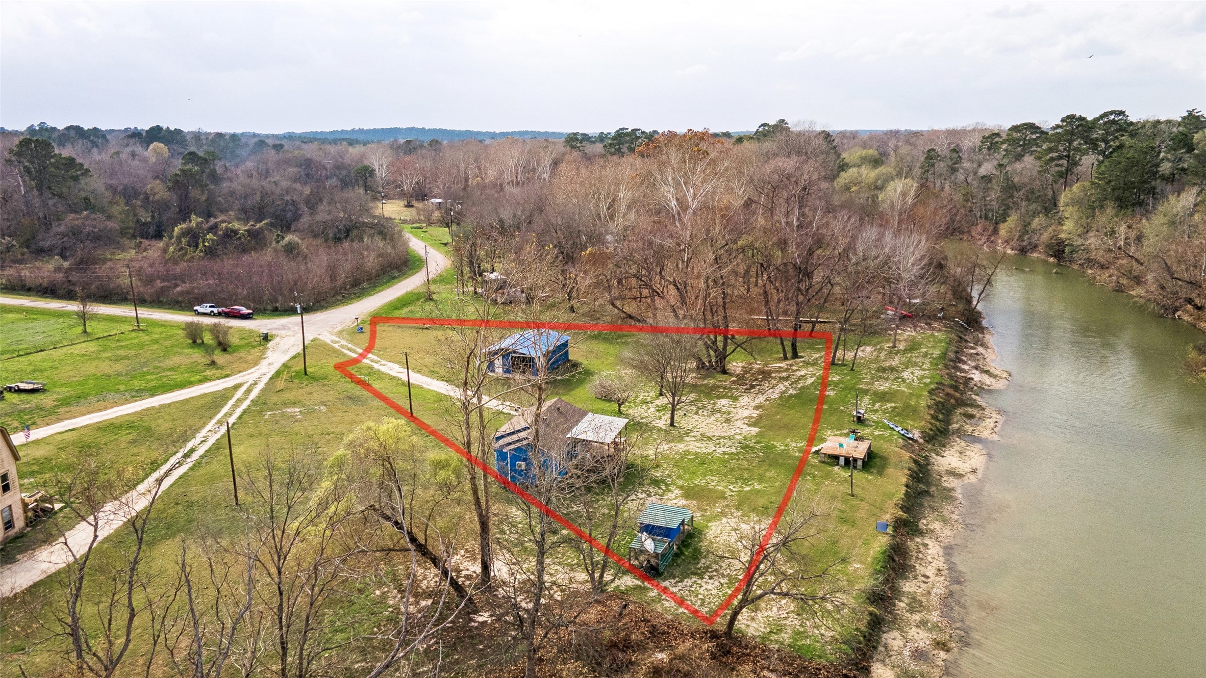 239 Fishermans Trail Property Photo 29