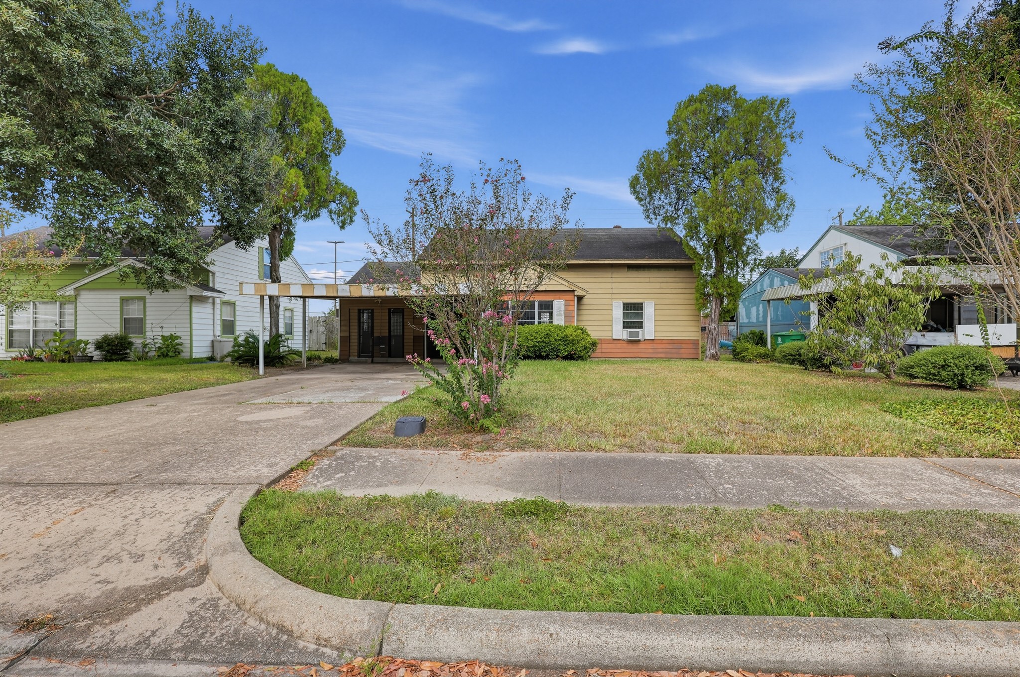 3815 Zephyr Street Property Photo 1