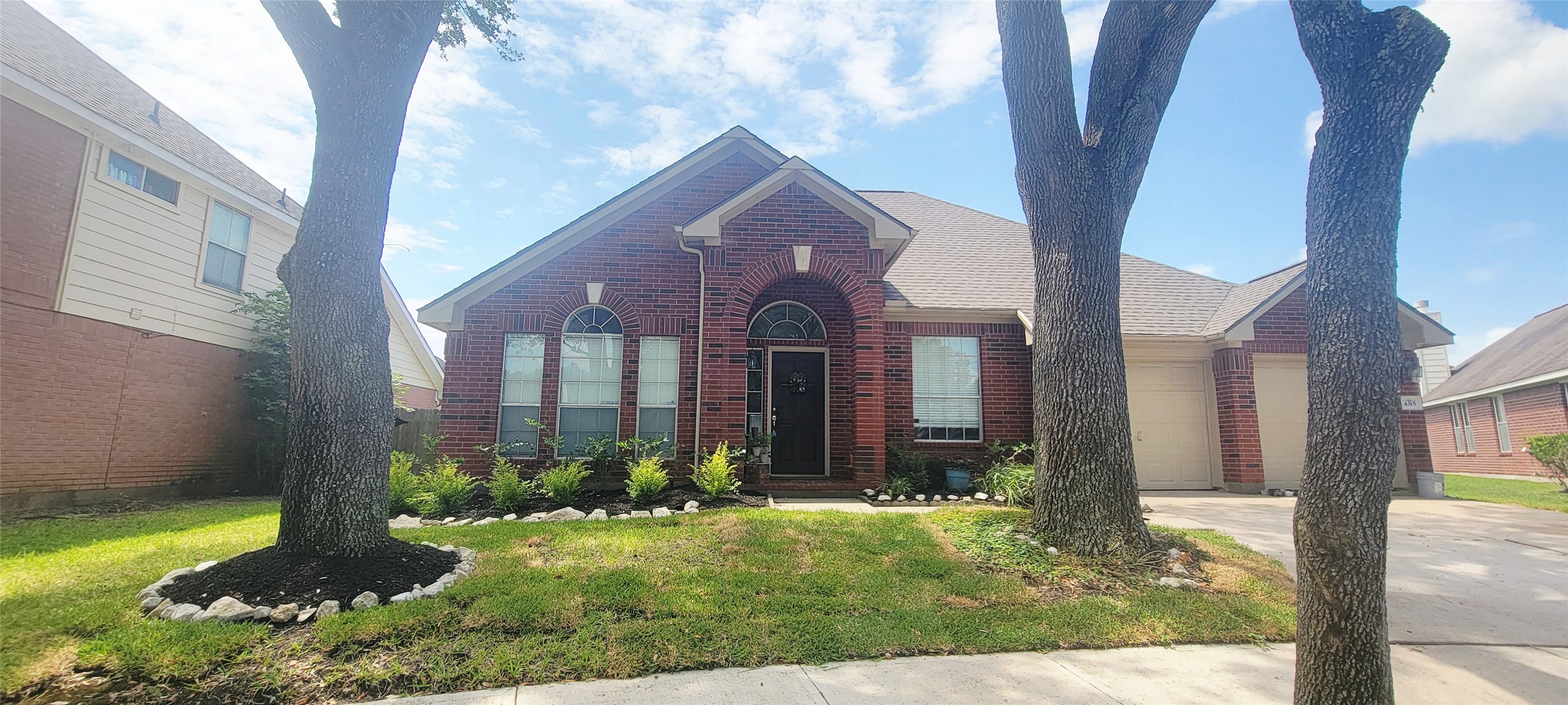 4315 Aspen Court Property Photo 1