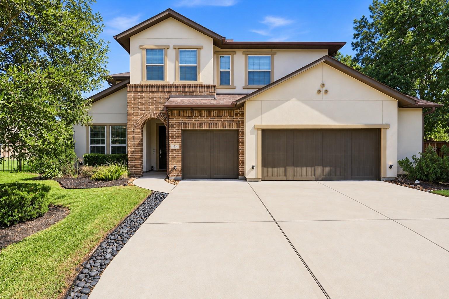 35 Gracenote Pl, The Woodlands Tx 77375 Property Photo 2