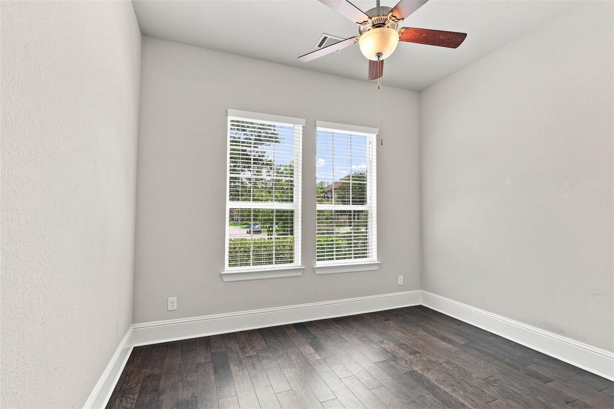 35 Gracenote Pl, The Woodlands Tx 77375 Property Photo 22