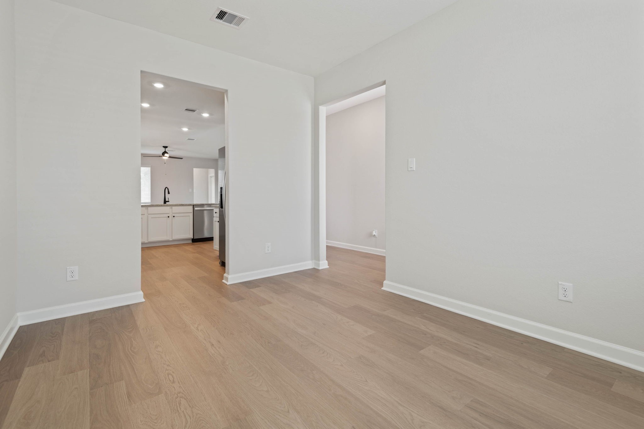 1119 Campside Drive Property Photo 4