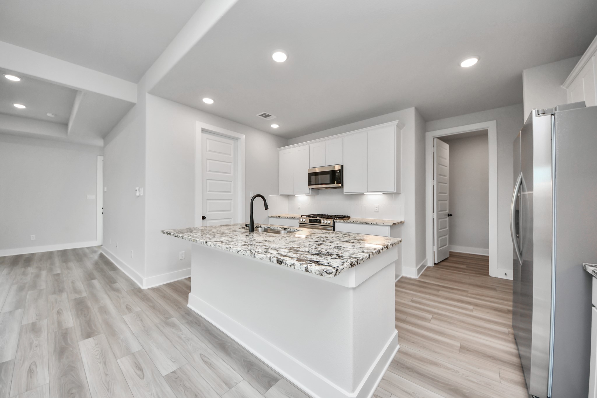 2501 Dana Point Drive Property Photo 8