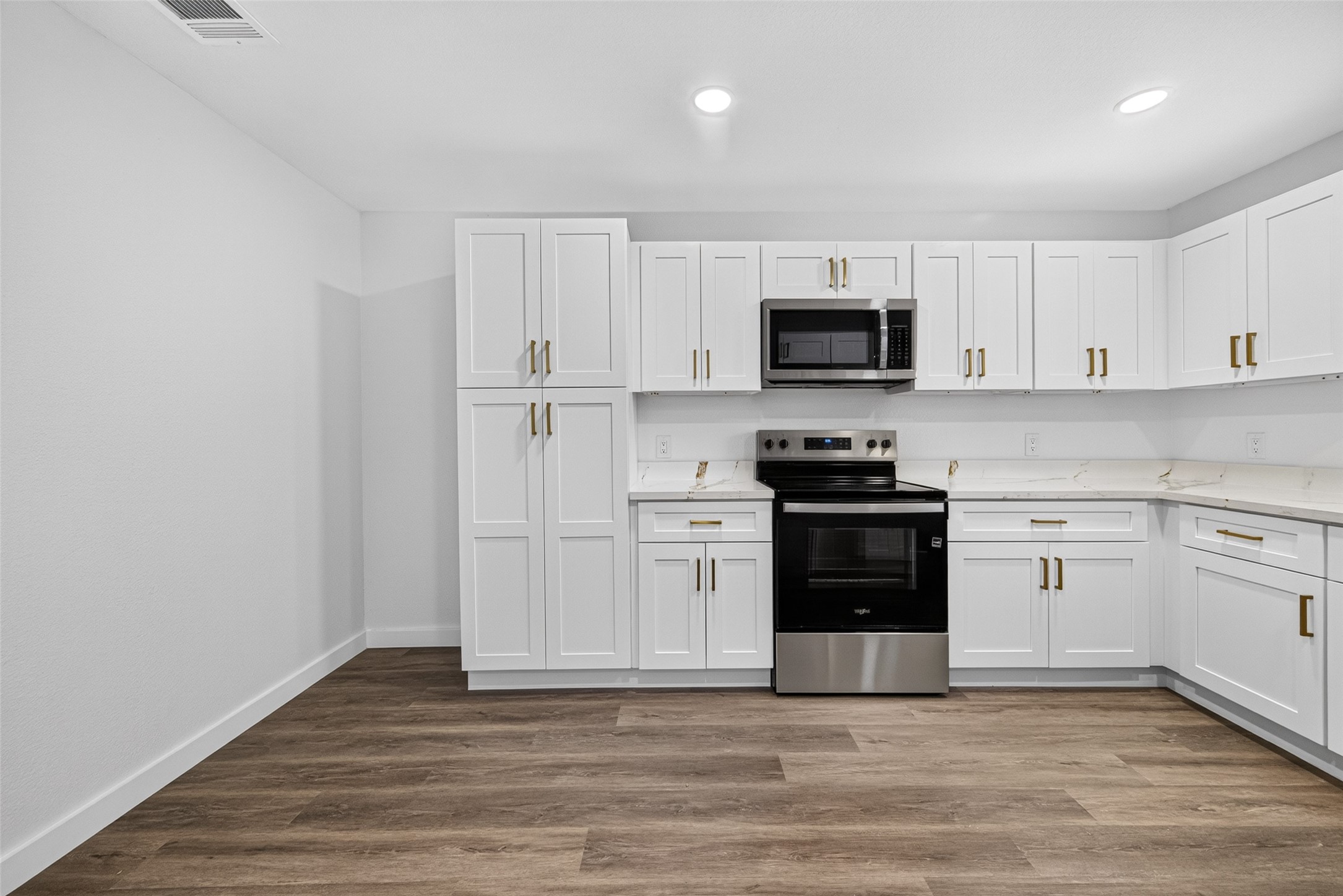 2909 Tarpey Avenue Property Photo 3