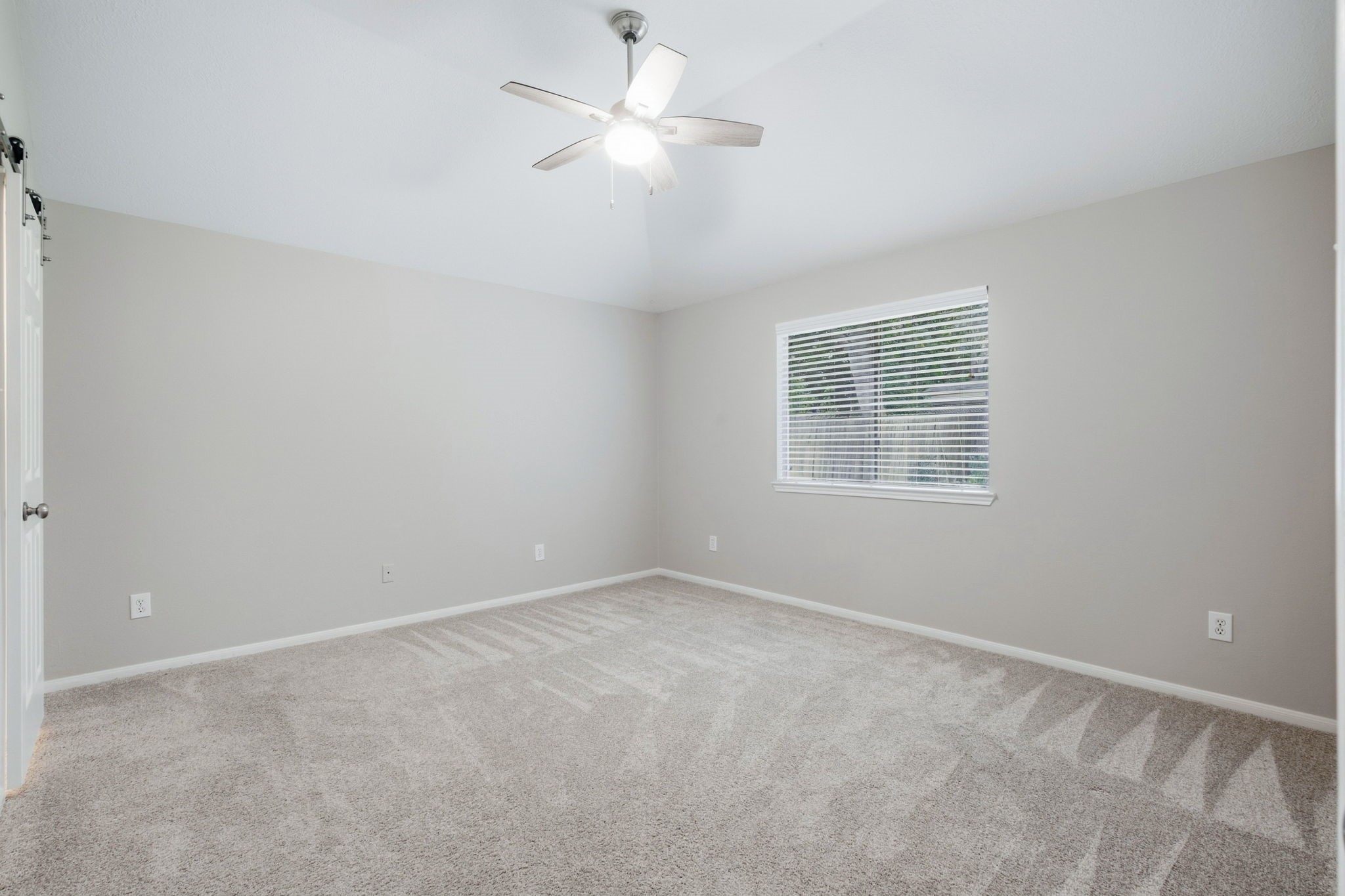 117 Harbour Town Circle Property Photo 14
