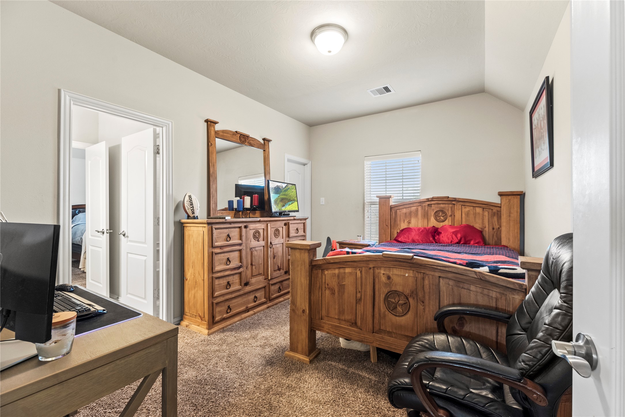 1115 Tydeman Court Property Photo 23