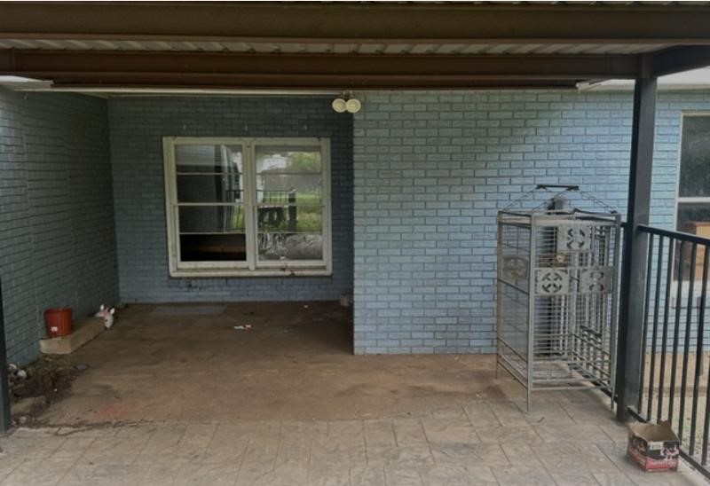 3128 Travis Street Property Photo 23