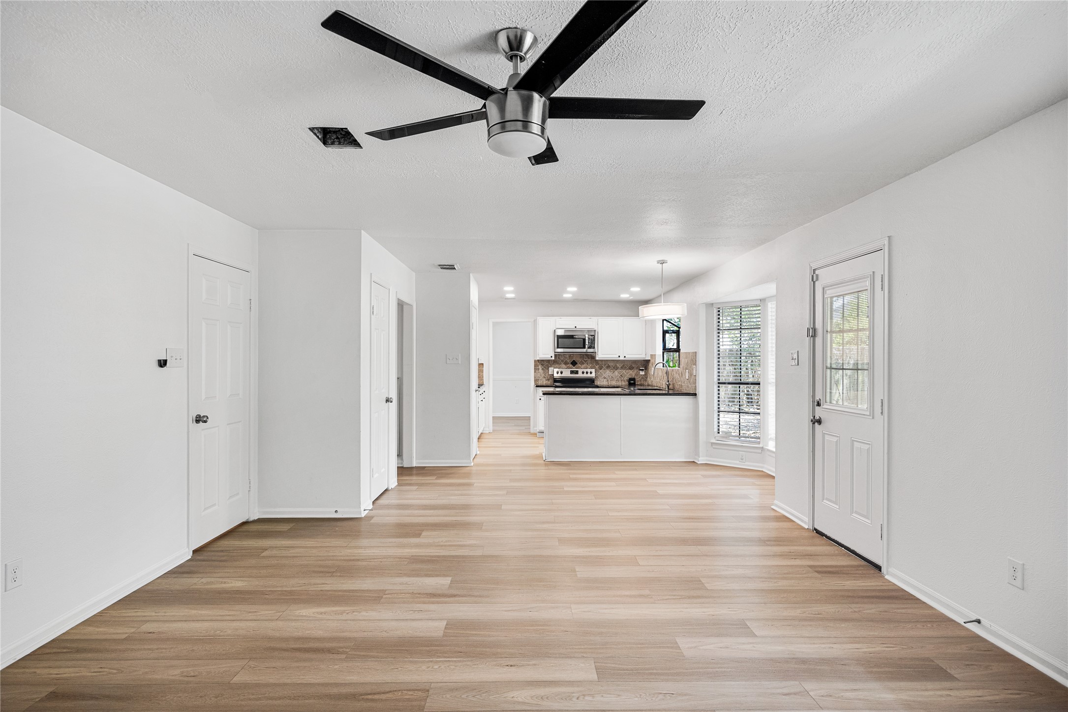 3806 Forest Village Drive Property Photo 16