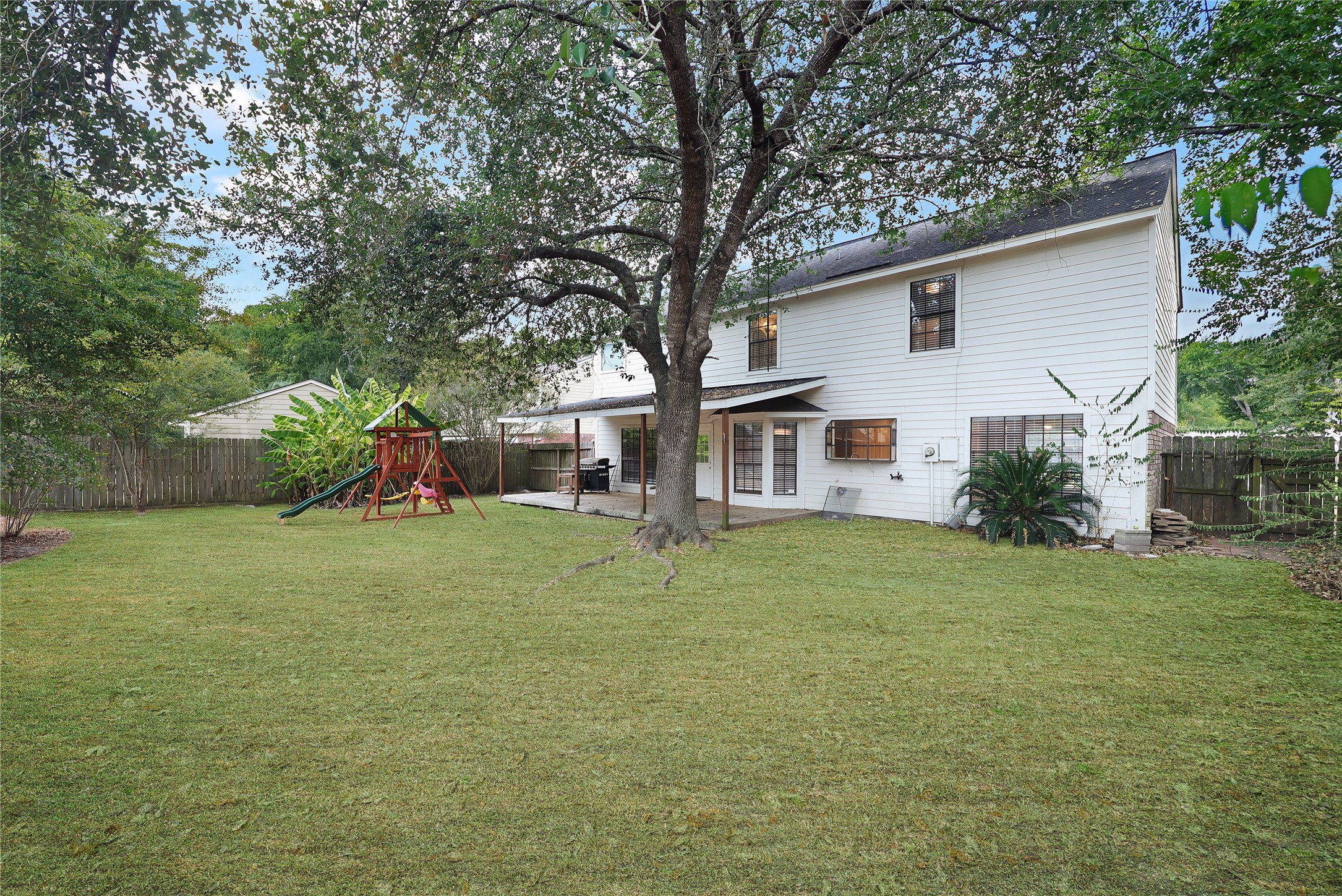 3806 Forest Village Drive Property Photo 32