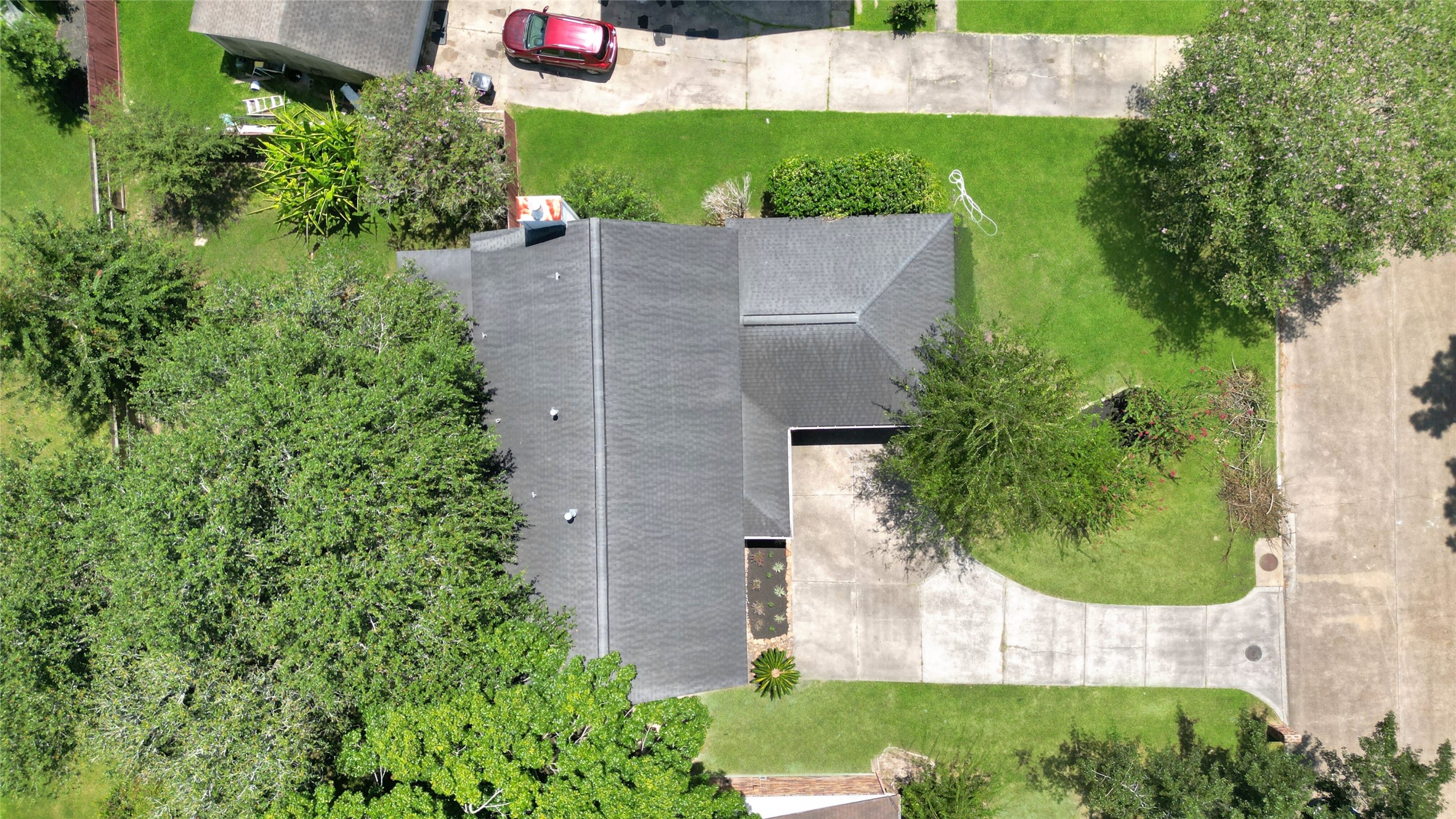 3806 Forest Village Drive Property Photo 35