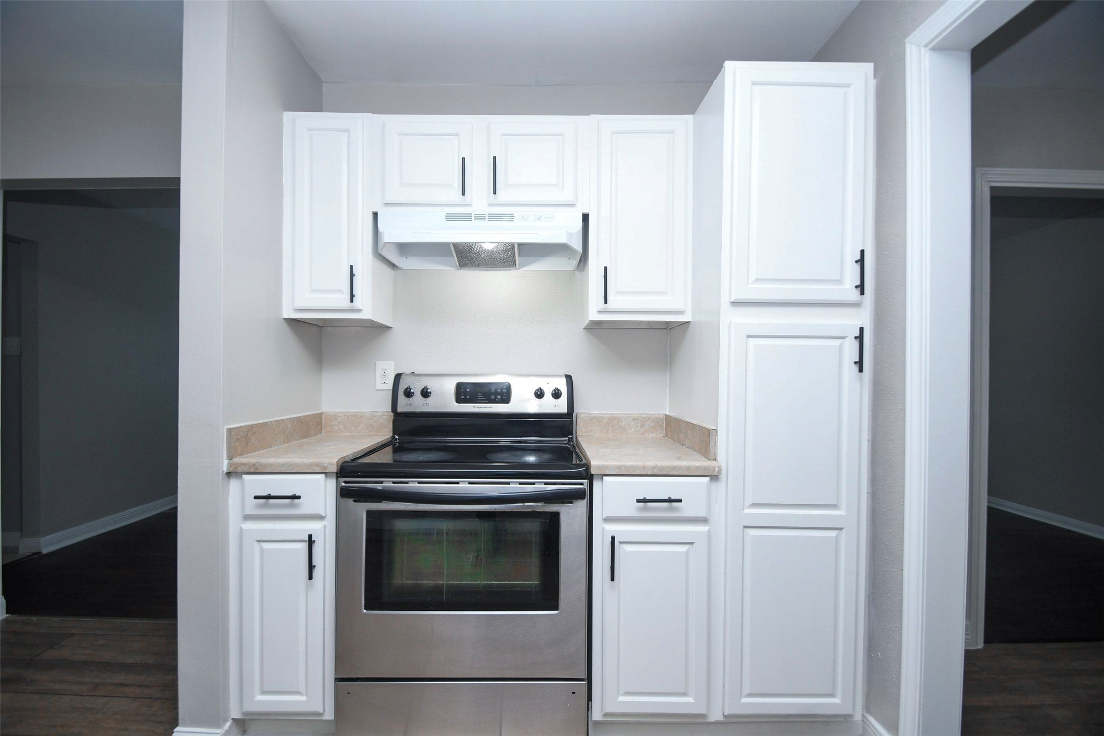 5215 Myrtlewood Street Property Photo 7