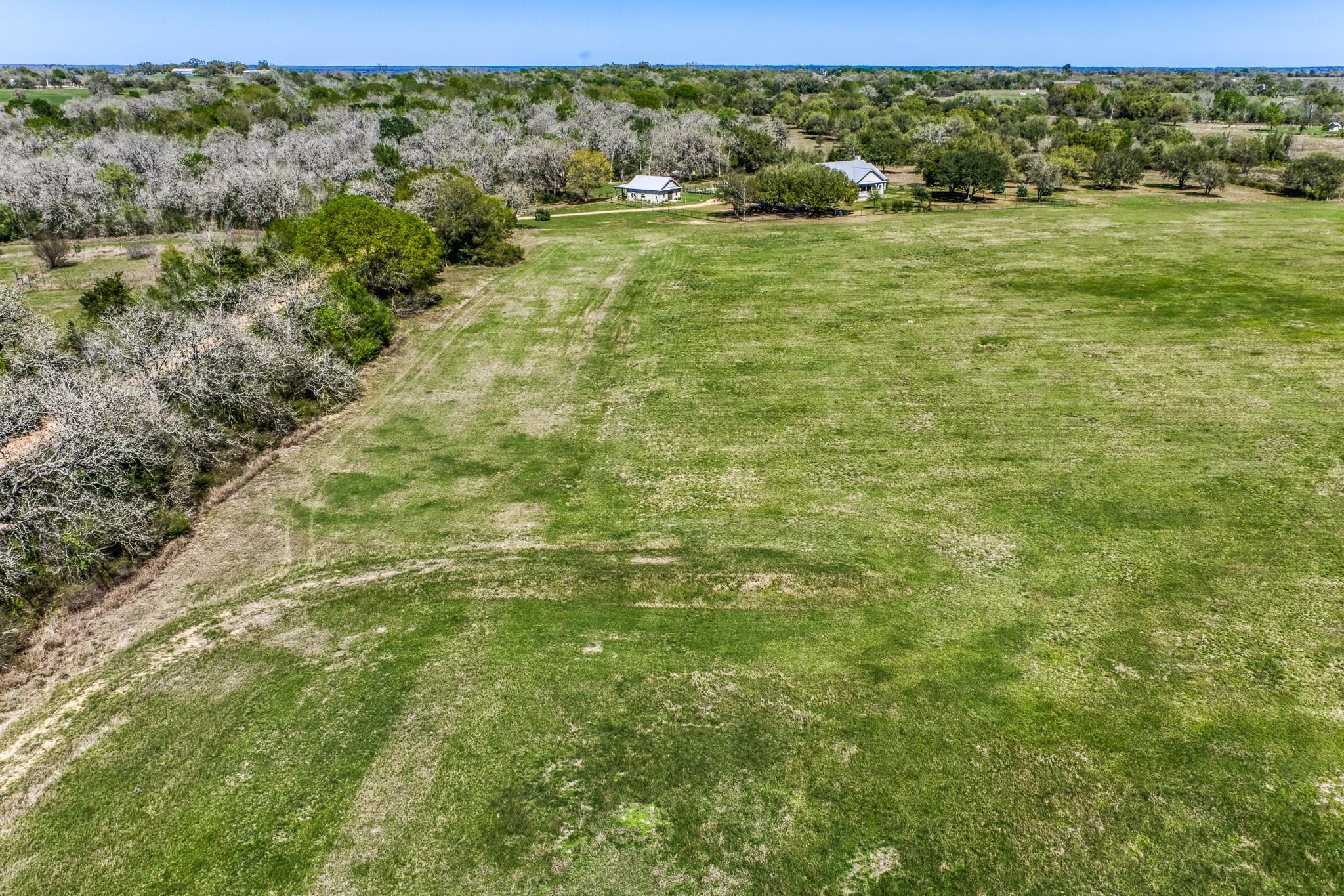 11646 Schuster Rd Property Photo 4