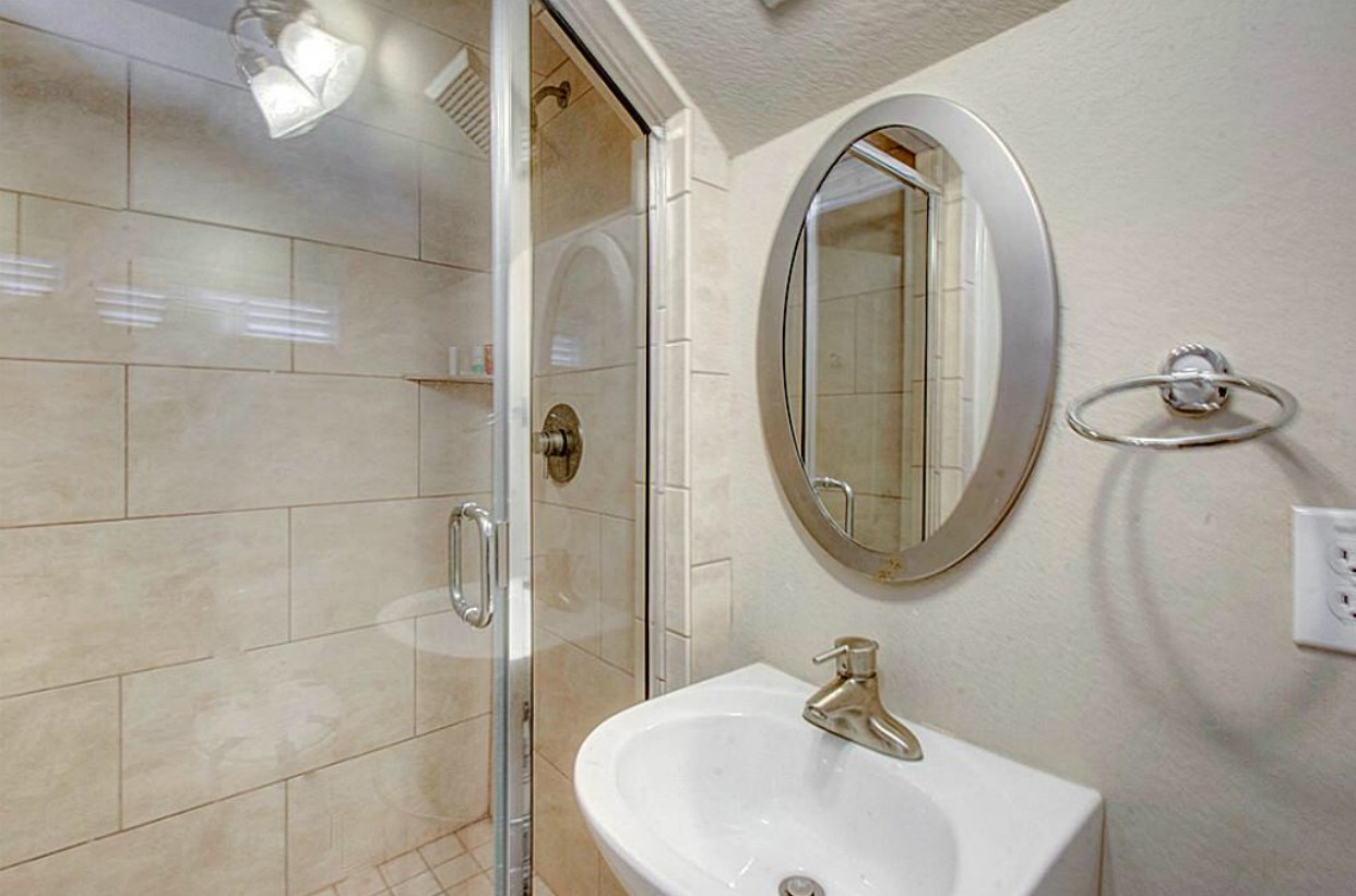 5729 Kiam Street Property Photo 14