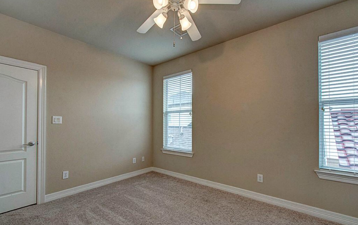 5729 Kiam Street Property Photo 17