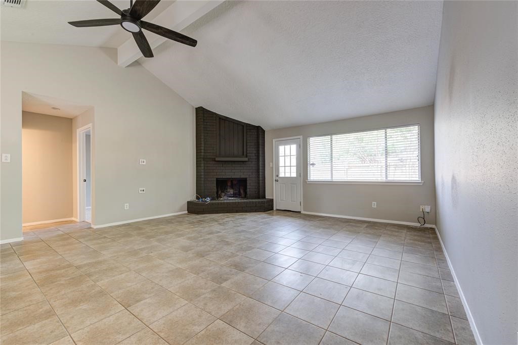 2311 Pepperweed Drive Property Photo 3
