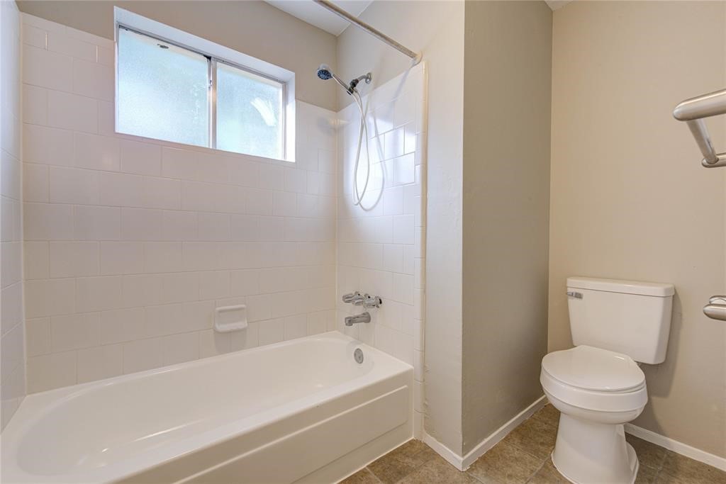 2311 Pepperweed Drive Property Photo 12