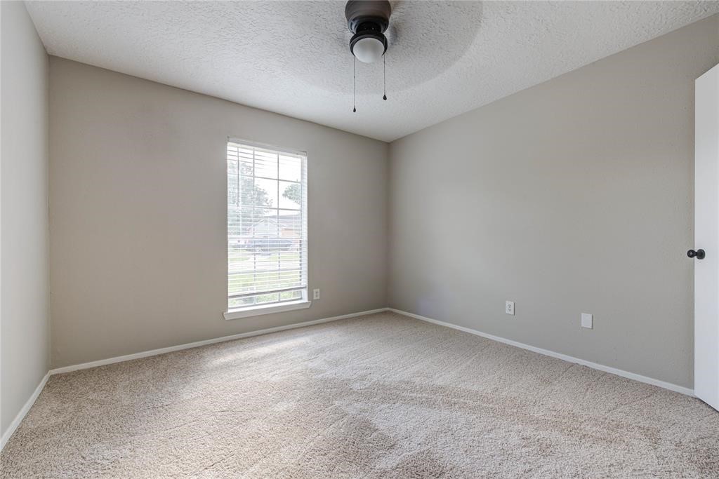 2311 Pepperweed Drive Property Photo 14