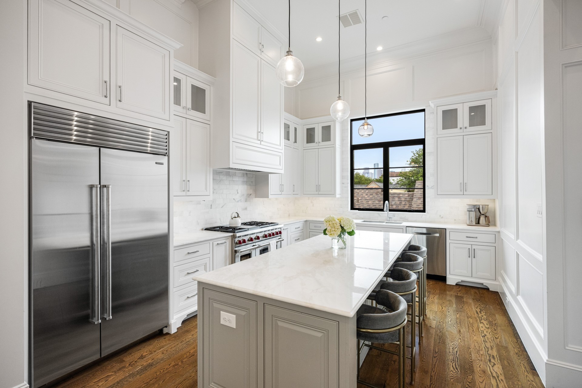 1327 Peden Street Property Photo 4