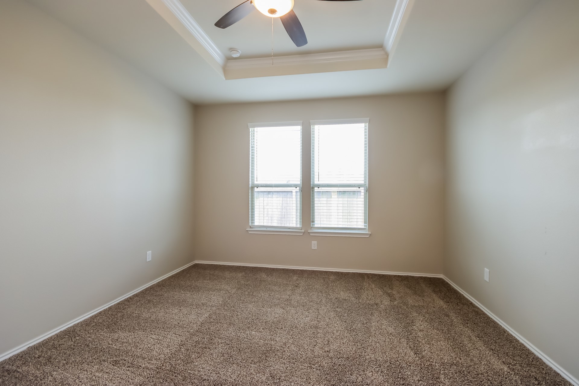 14607 Jasper Stream Property Photo 9