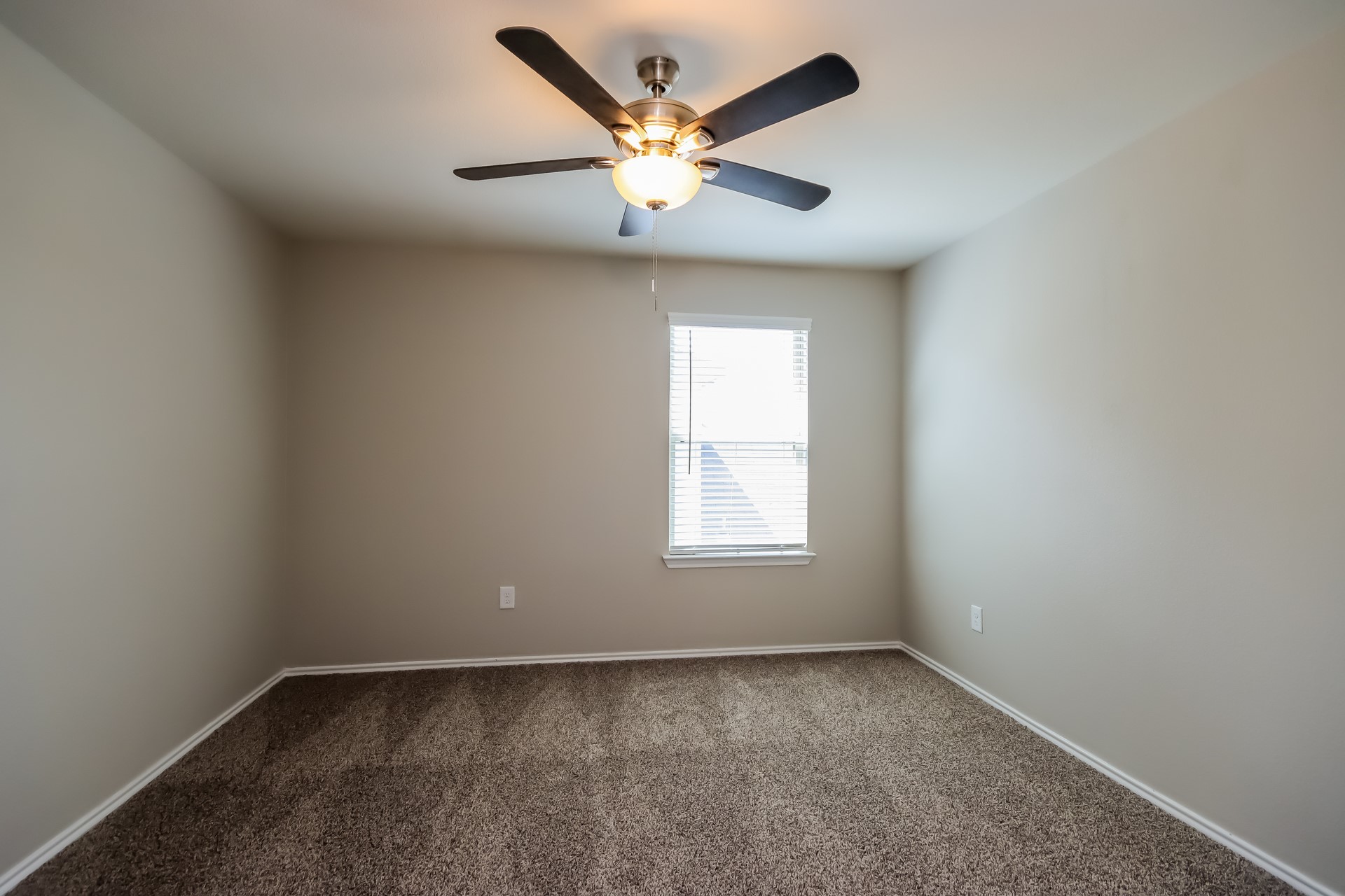 14607 Jasper Stream Property Photo 10