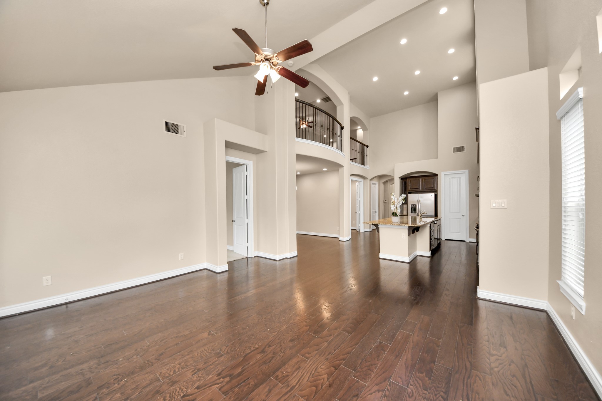 24219 Peralta Glen Lane Property Photo 17