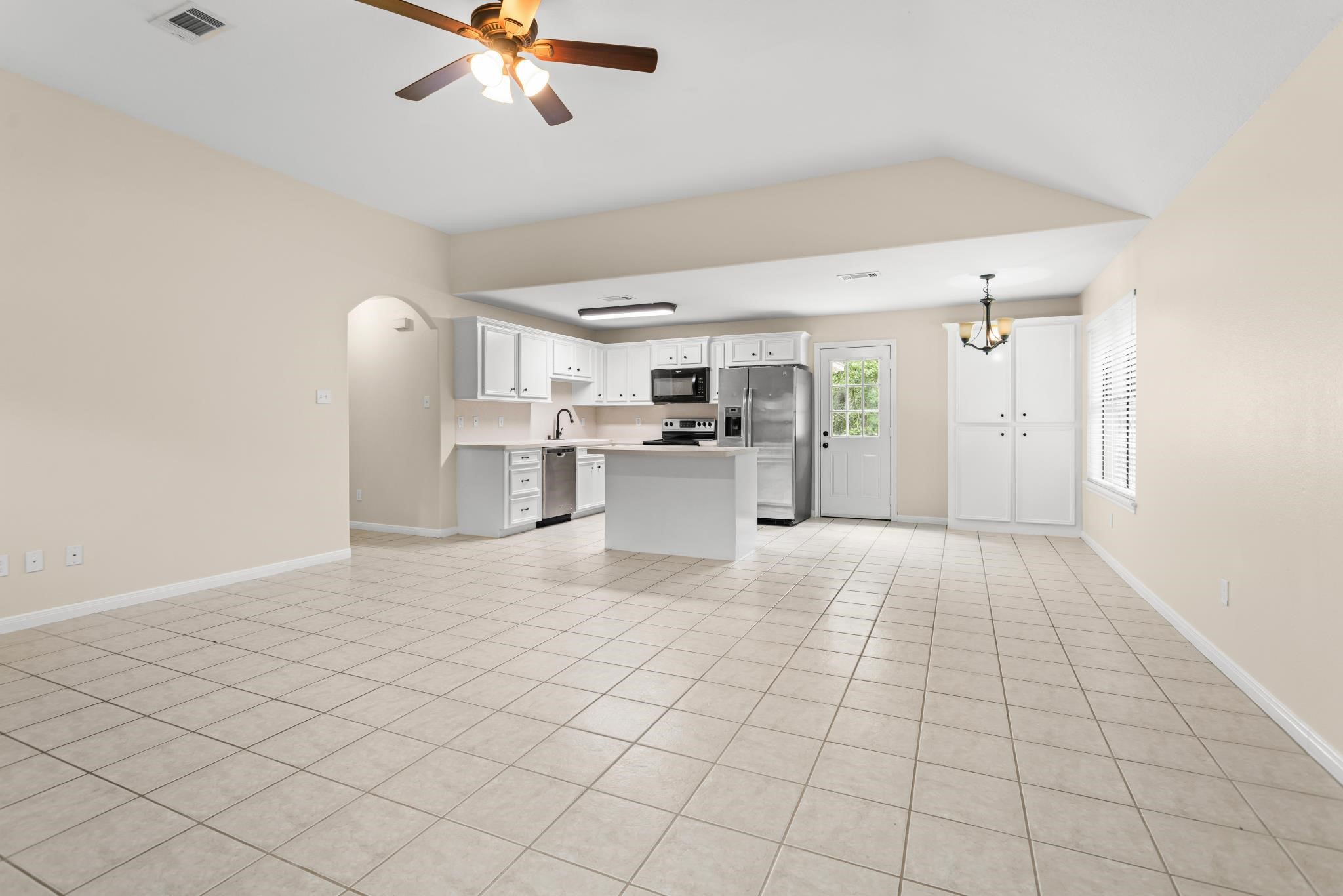 9617 Fm 149 Road Property Photo 5
