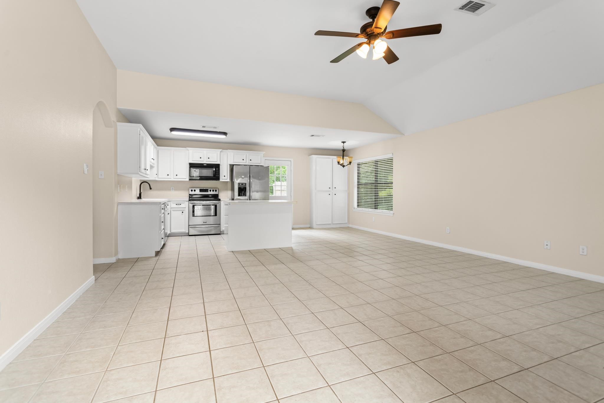 9617 Fm 149 Road Property Photo 6