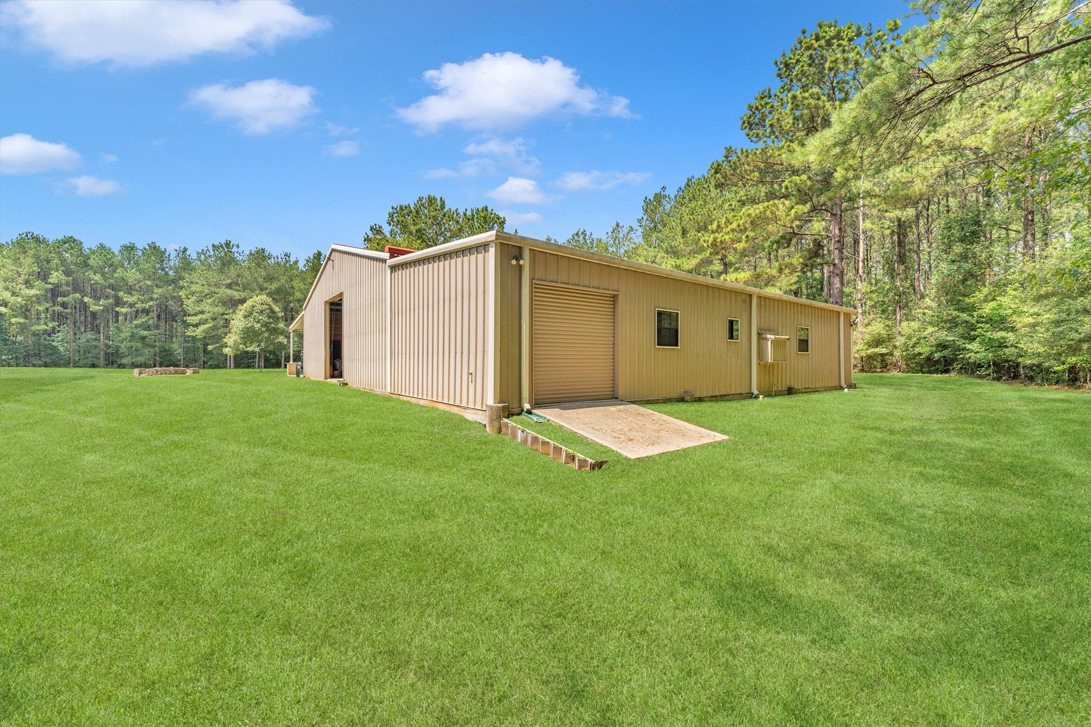 631 Ellisor Road Property Photo 5