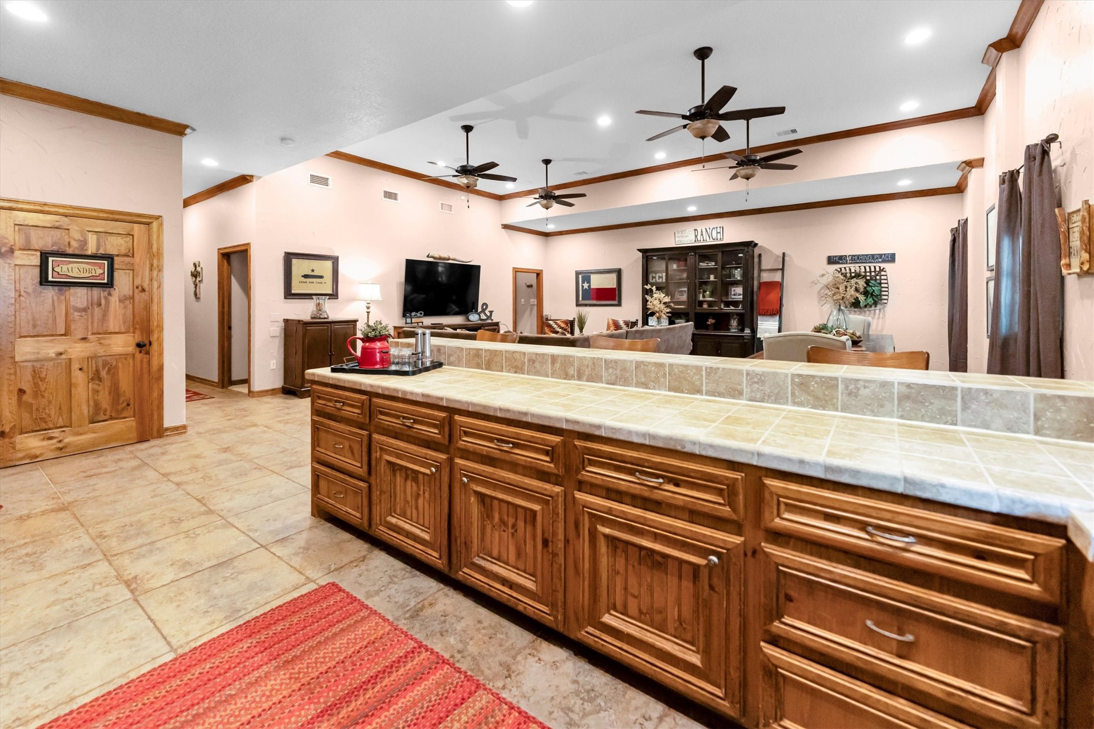 631 Ellisor Road Property Photo 13