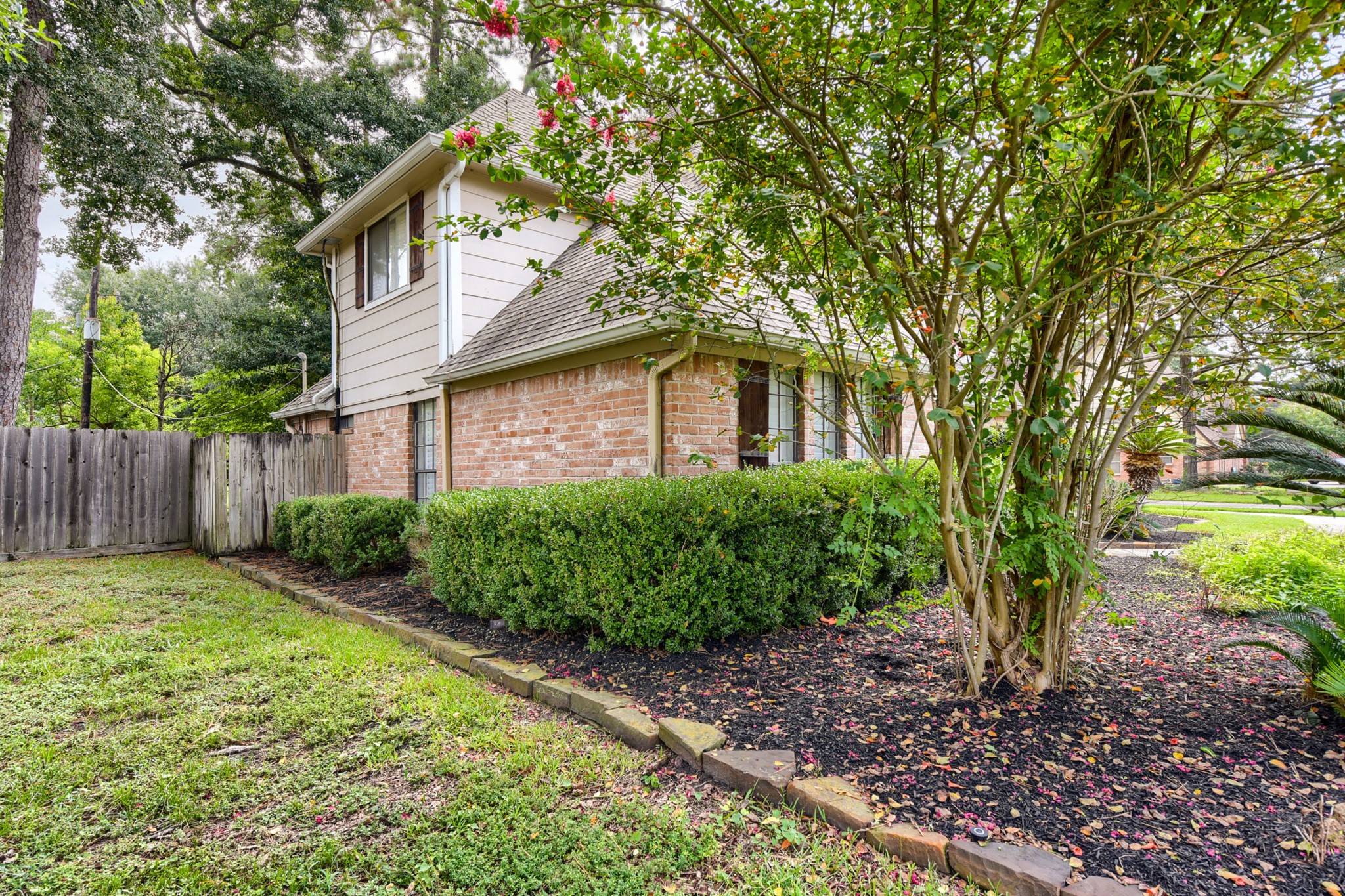 17922 Asphodel Lane Property Photo 3