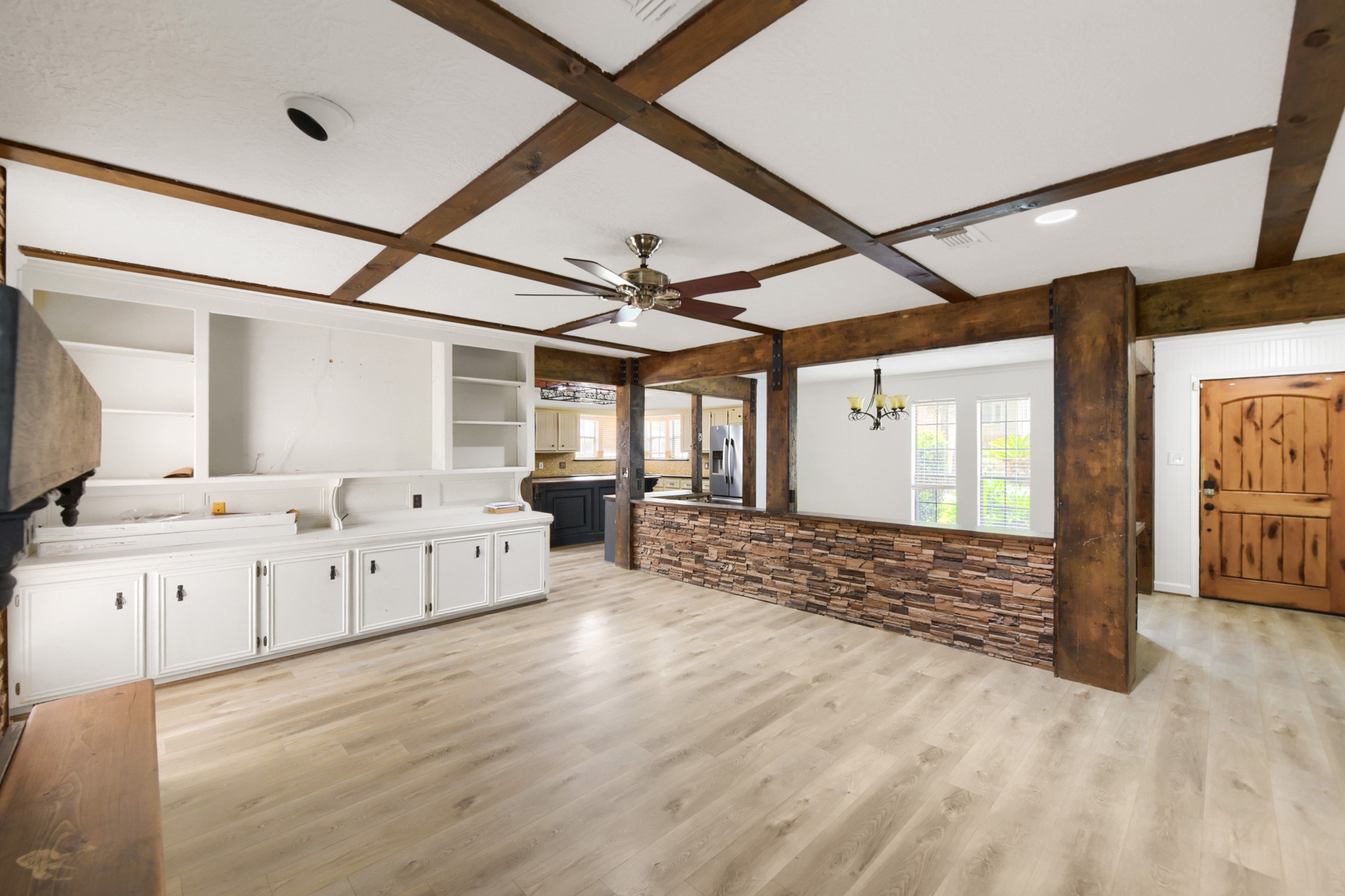 17922 Asphodel Lane Property Photo 6