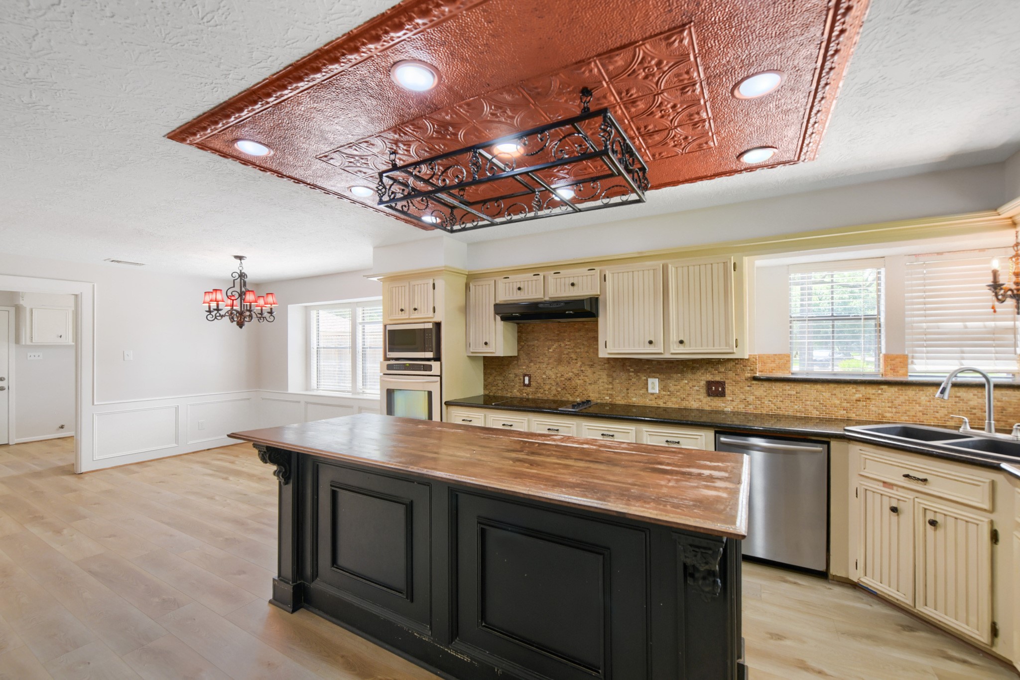 17922 Asphodel Lane Property Photo 11