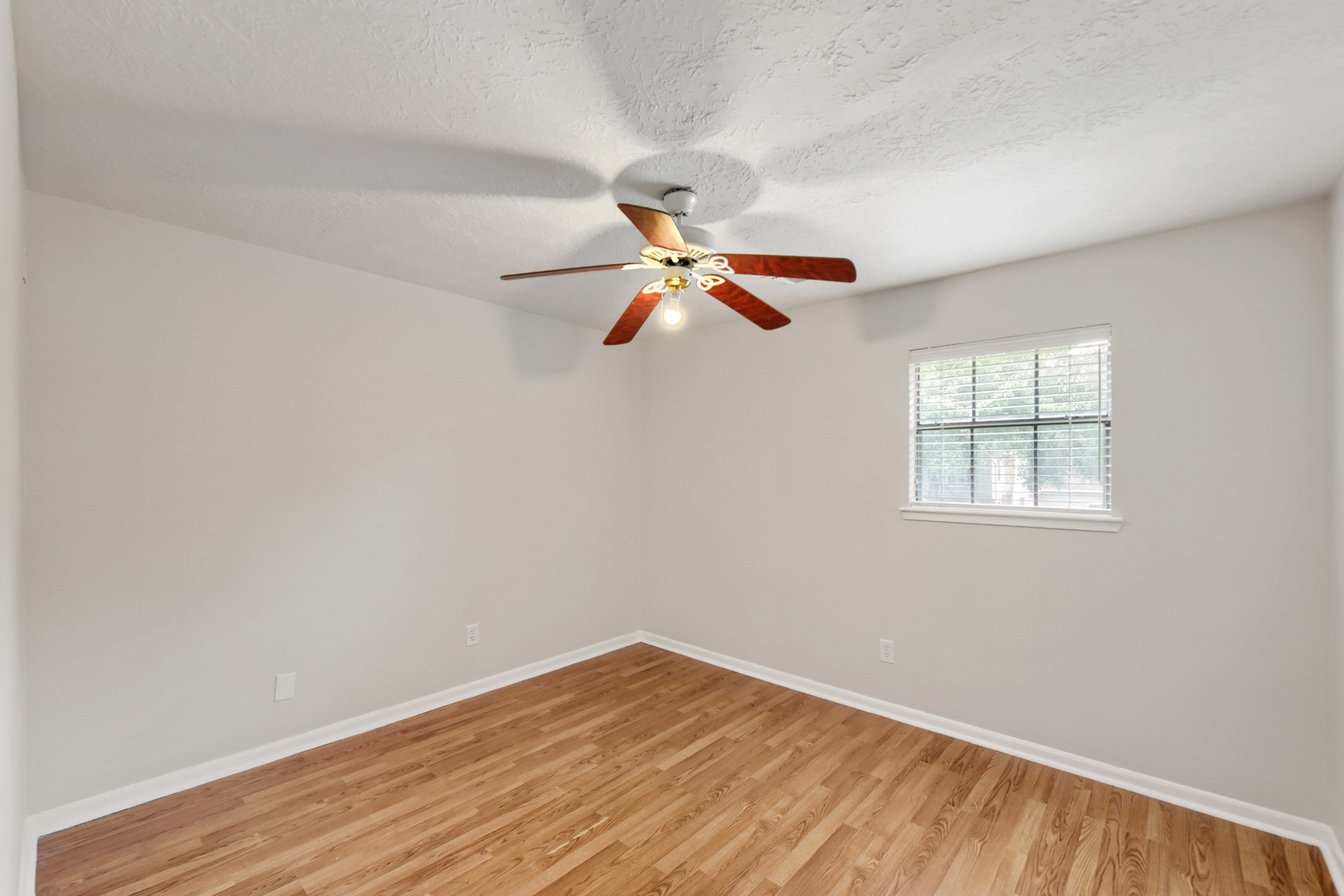 17922 Asphodel Lane Property Photo 22