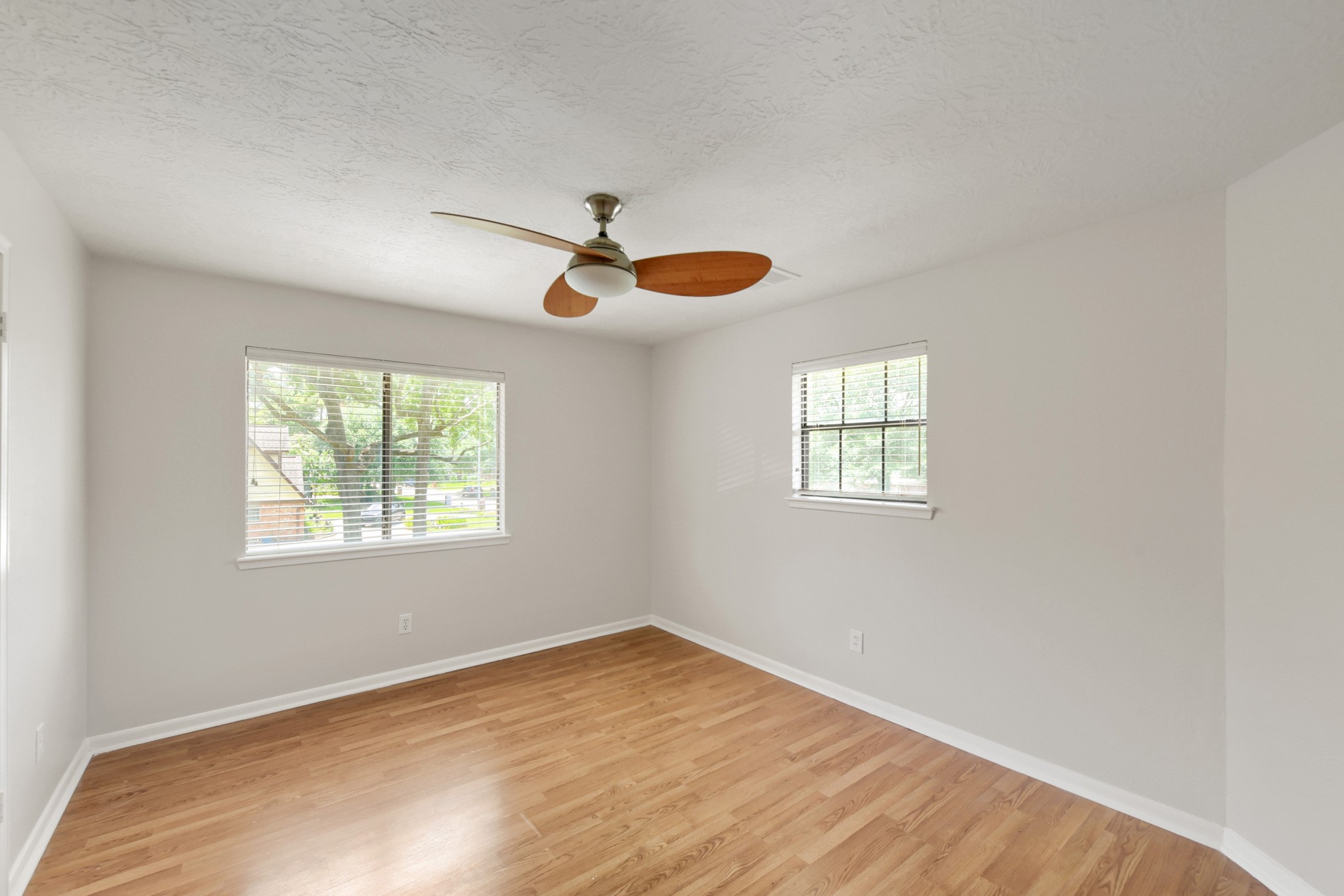 17922 Asphodel Lane Property Photo 23
