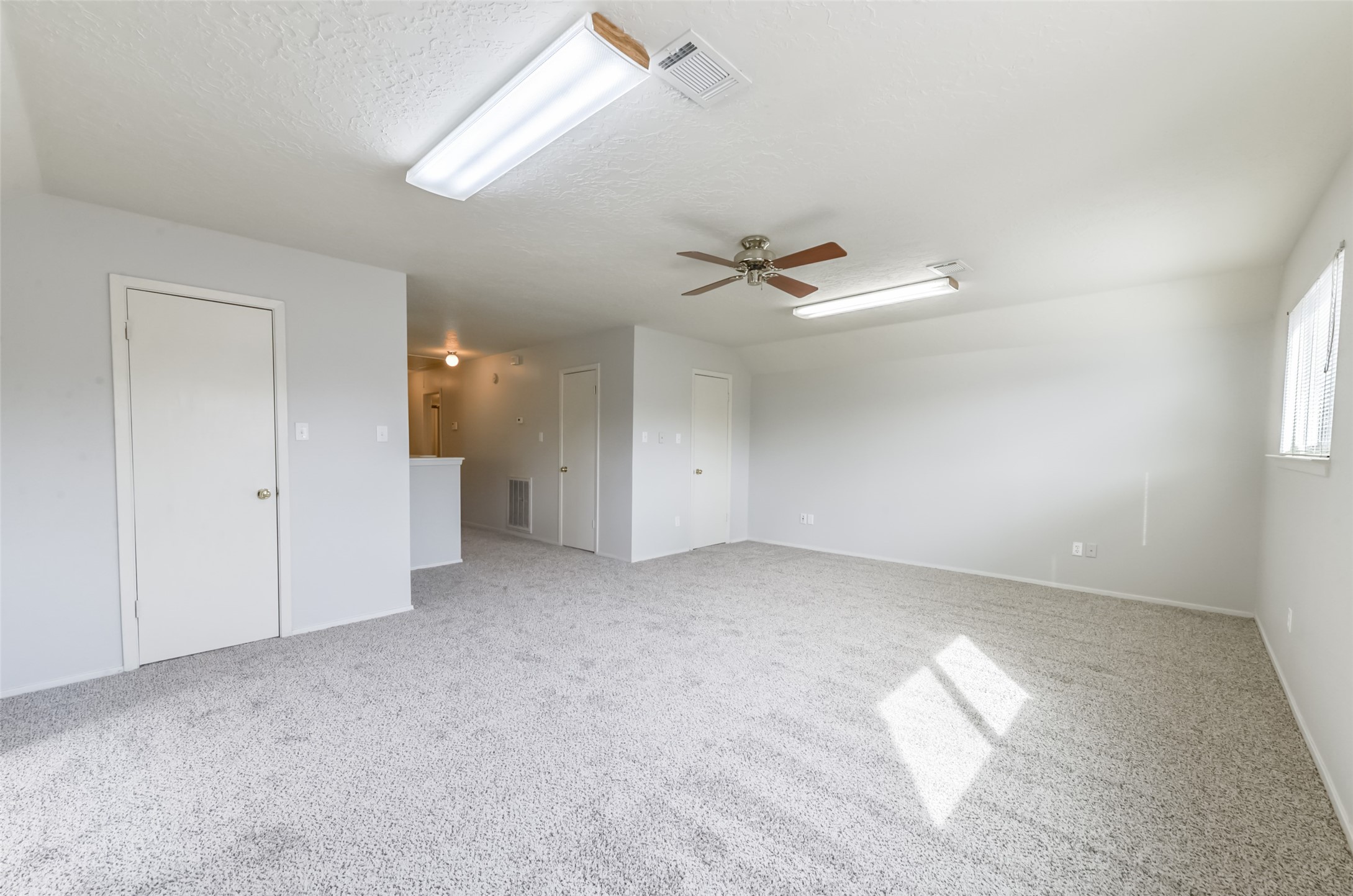 16606 Burlcreek Property Photo 33
