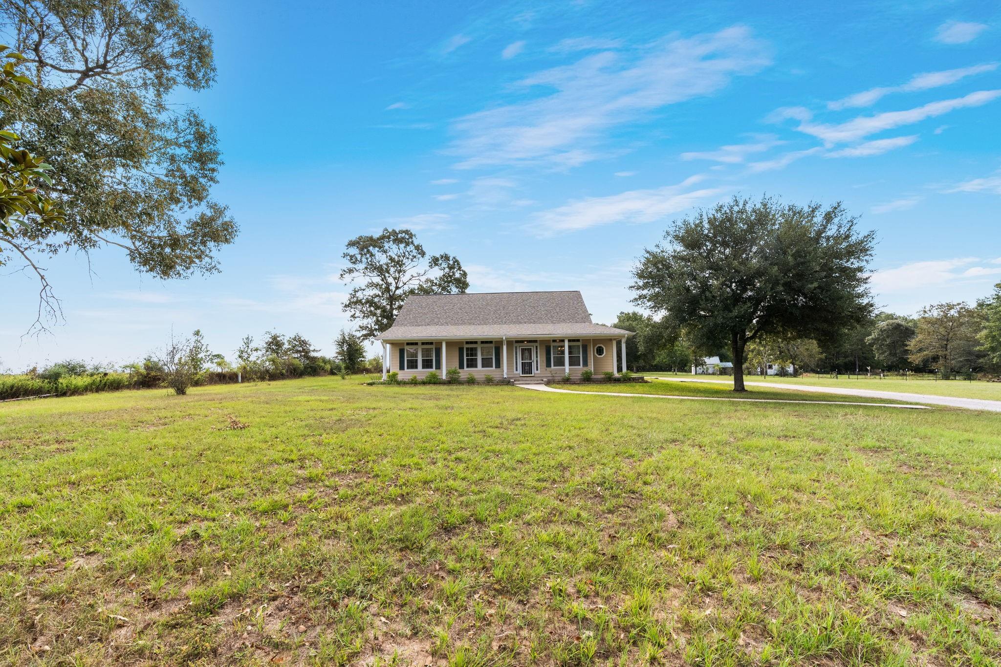 6081 Fm-3081 Property Photo 1