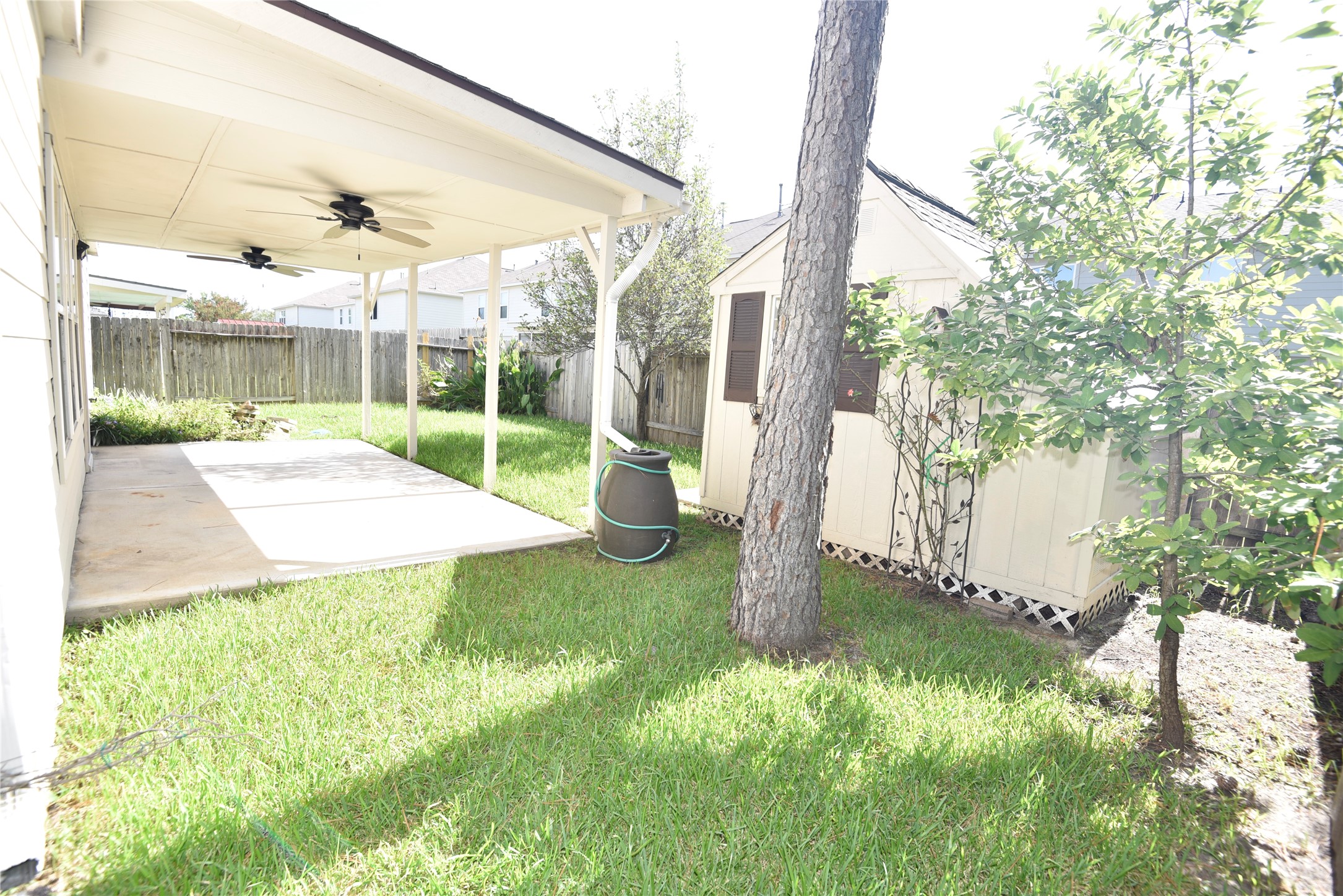 16868 Greenhouse Street Property Photo 34