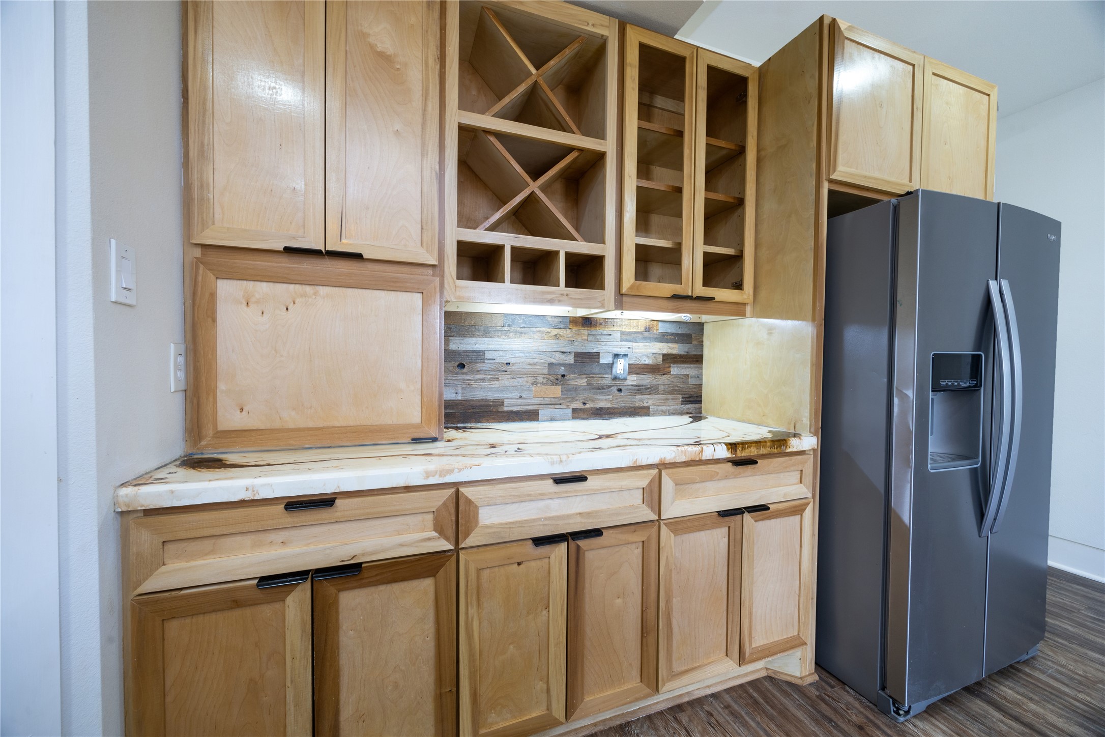 10930 Exeter Street A Property Photo 9