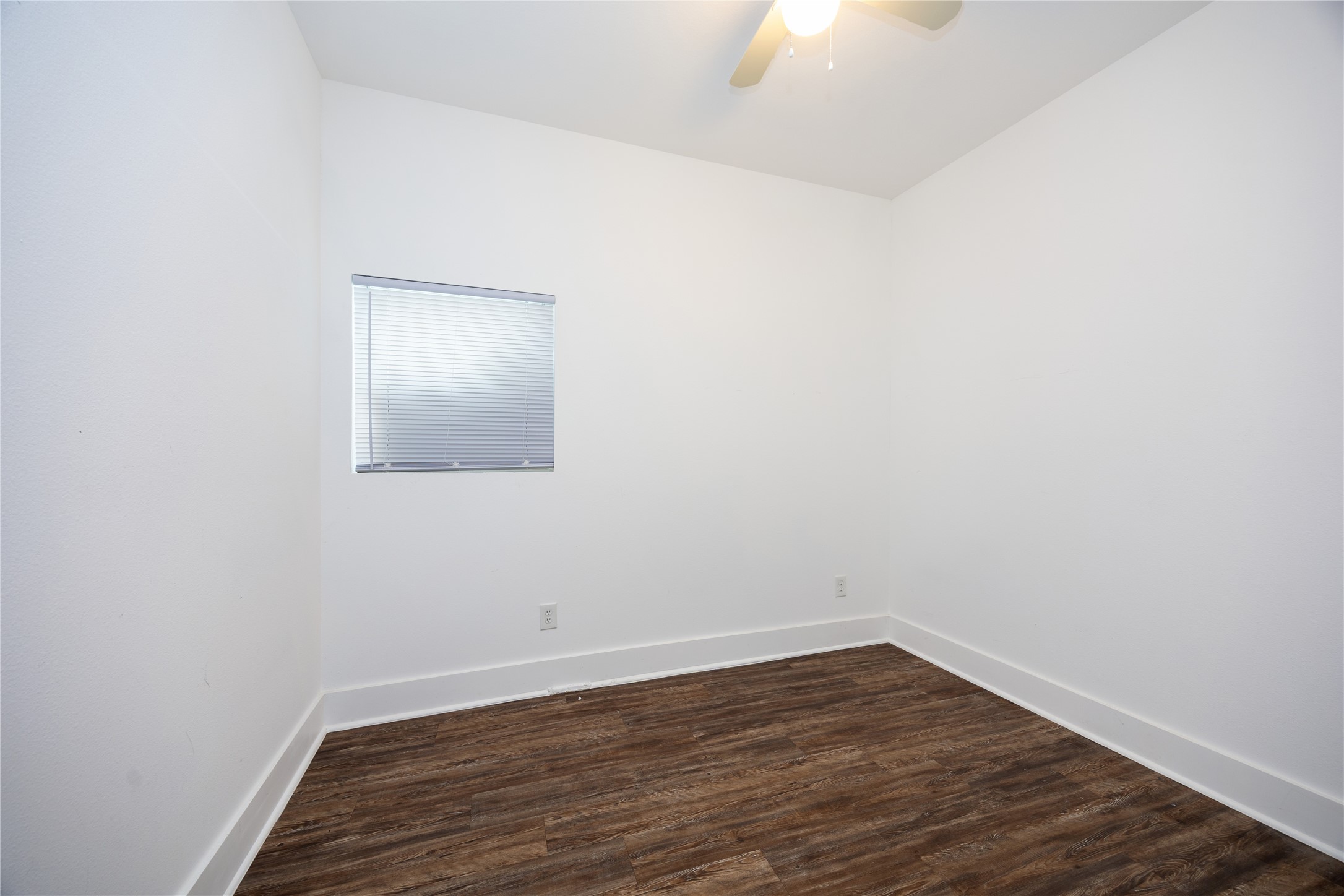 10930 Exeter Street A Property Photo 11