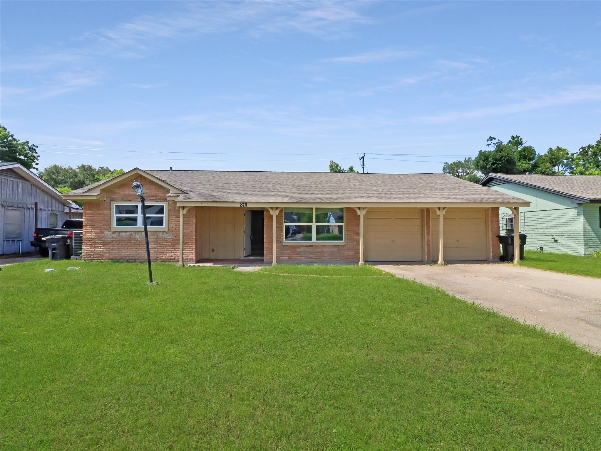 8711 Shadow Crest Street Property Photo 1
